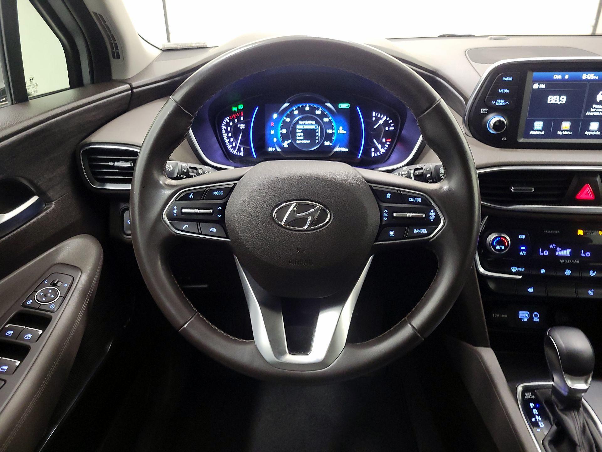 Thumbnail: 2019 Hyundai Santa Fe - 10