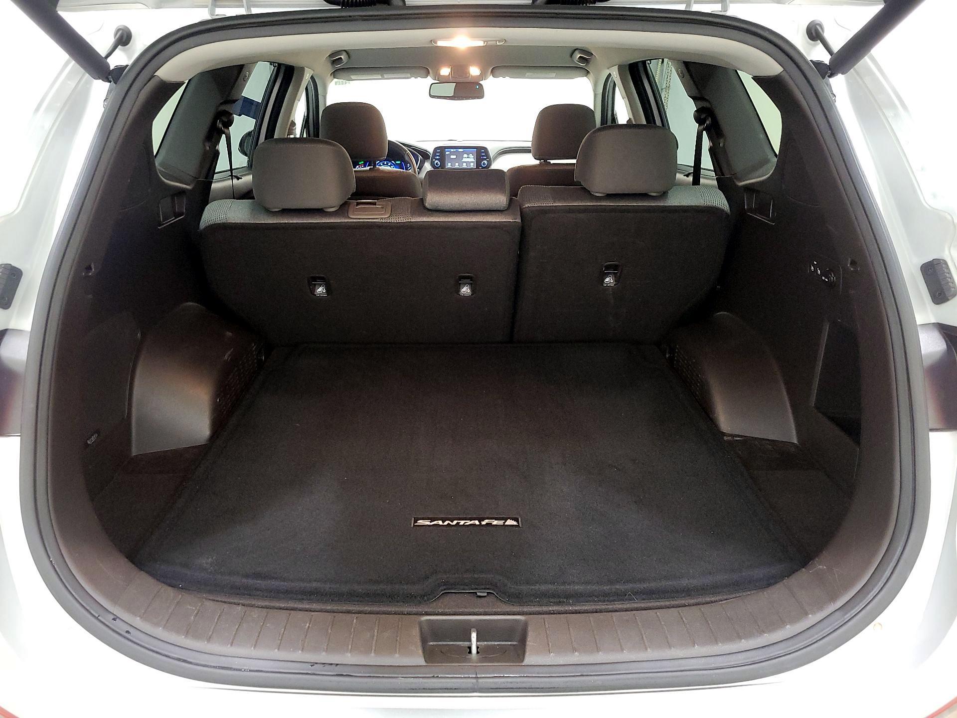 Thumbnail: 2019 Hyundai Santa Fe - 20