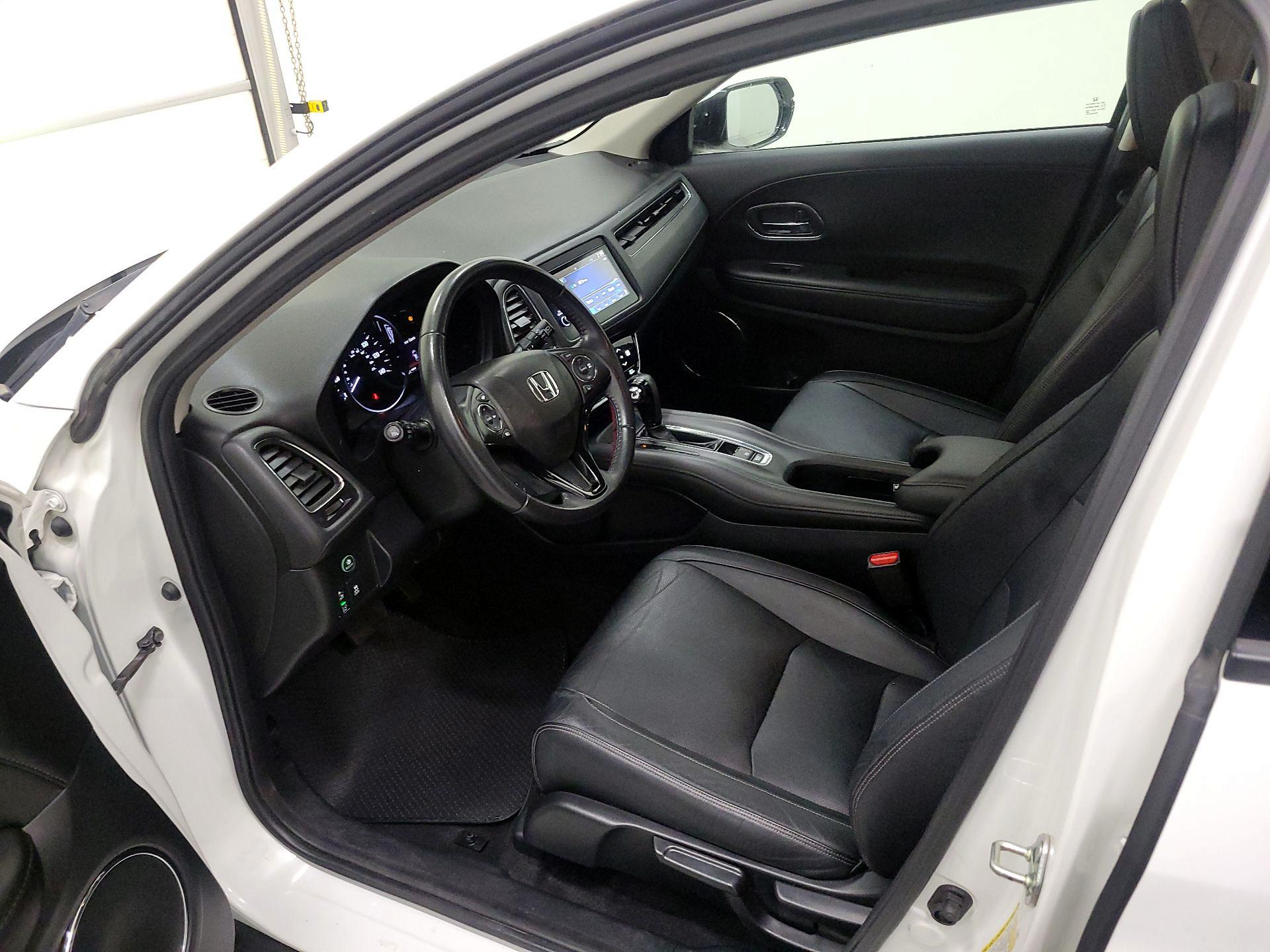 Thumbnail: 2019 Honda HR-V - 11
