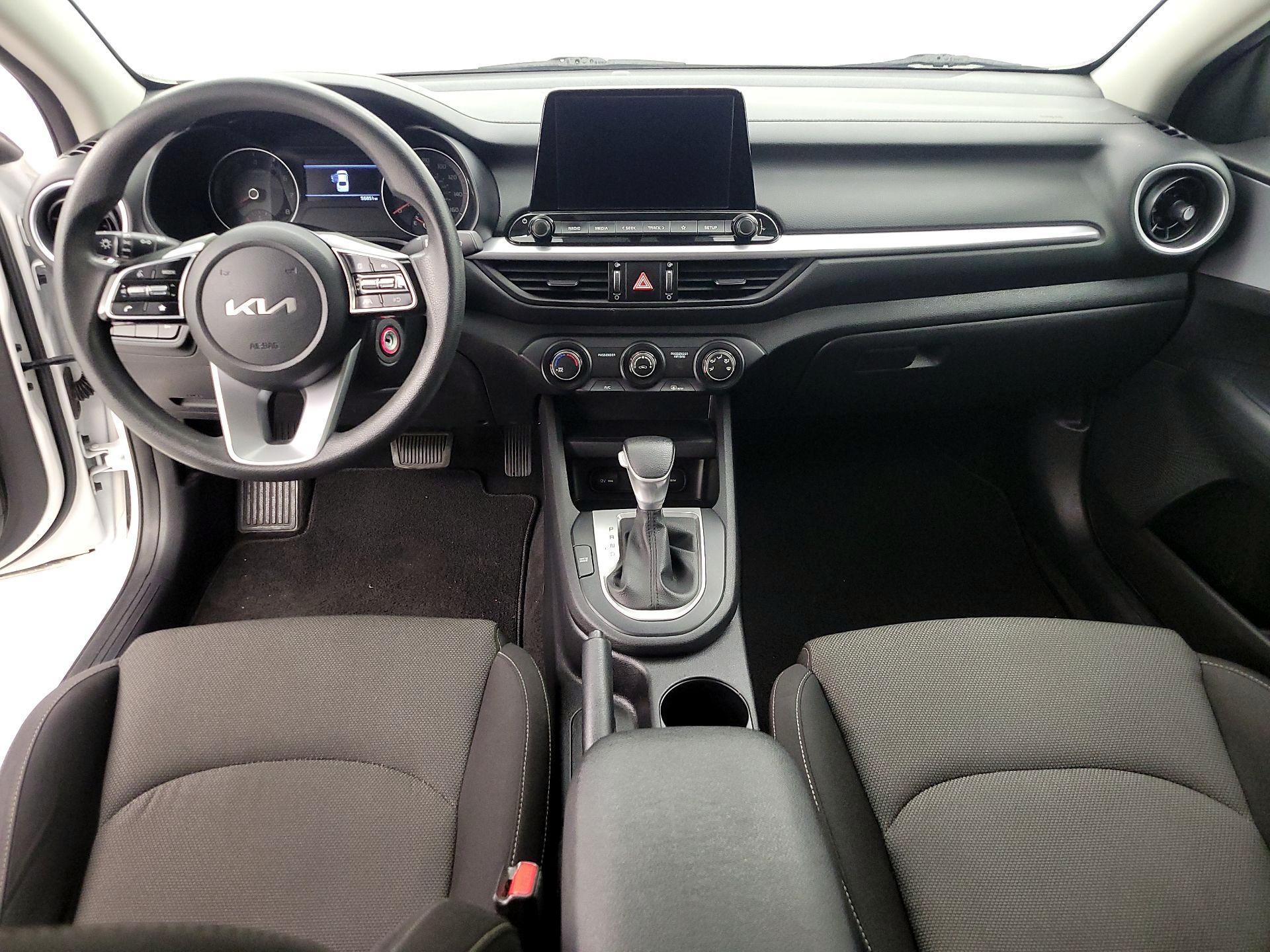 Thumbnail: 2023 Kia Forte - 9