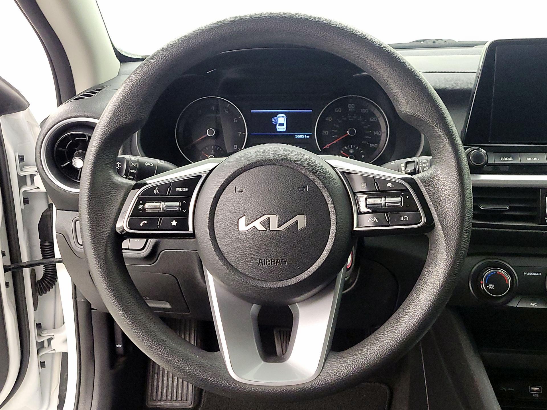 Thumbnail: 2023 Kia Forte - 10