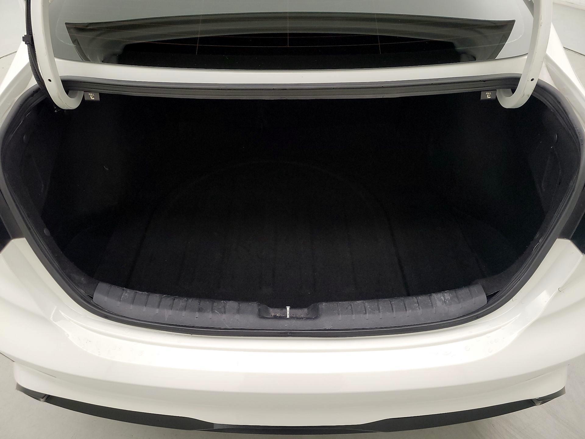 Thumbnail: 2023 Kia Forte - 20