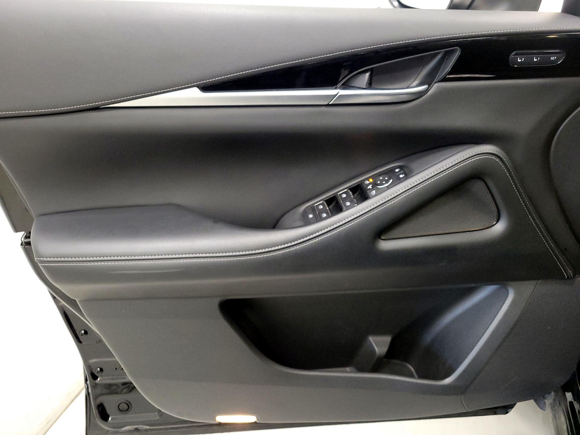 Thumbnail: 2023 INFINITI QX60 - 12