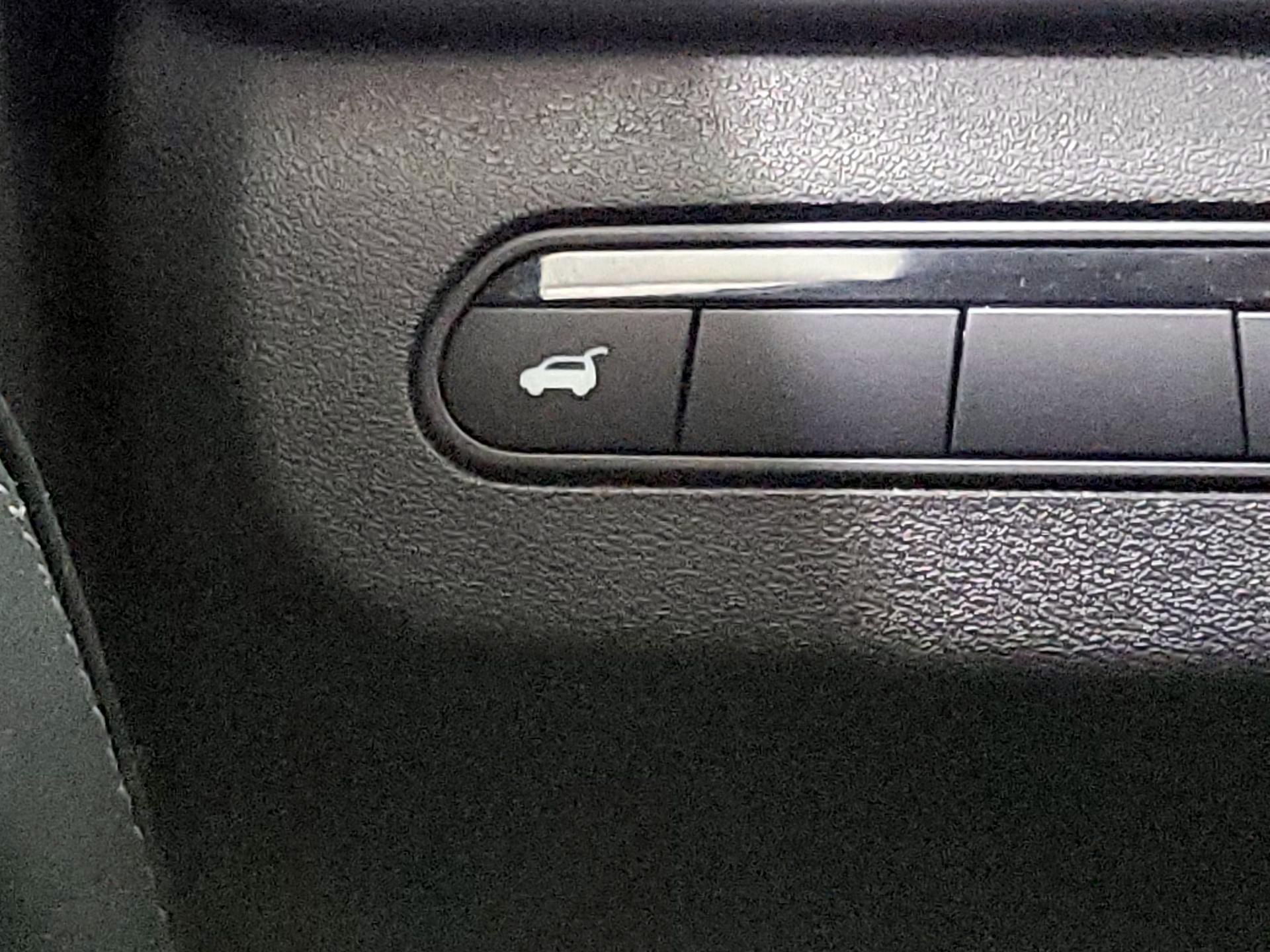 Thumbnail: 2023 INFINITI QX60 - 13