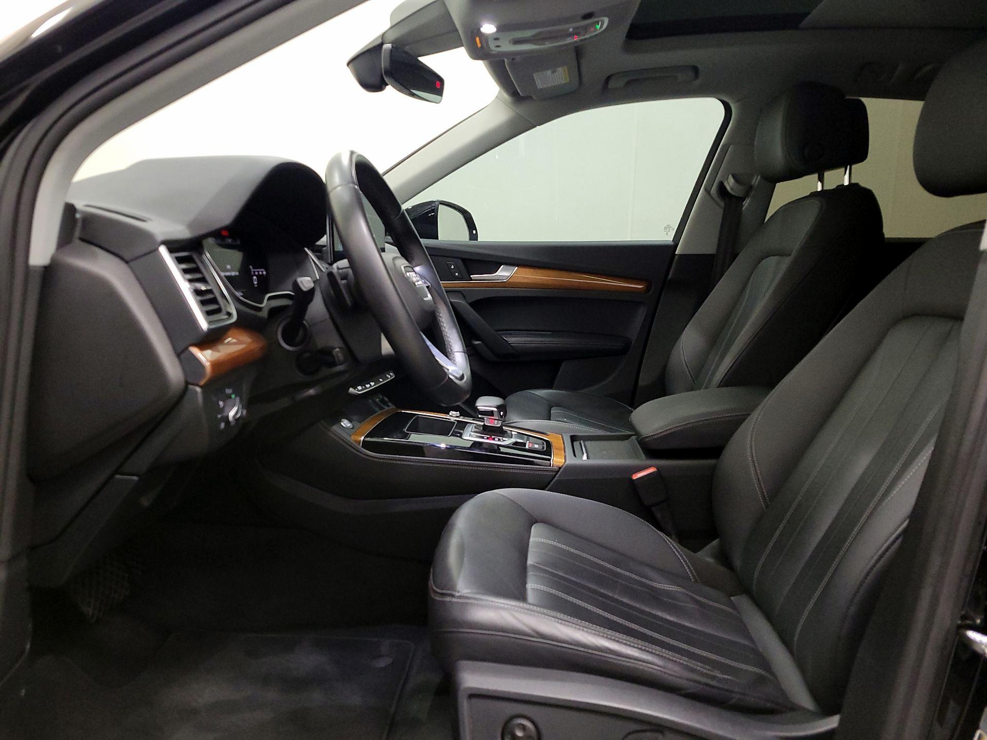 Thumbnail: 2021 Audi Q5 - 11