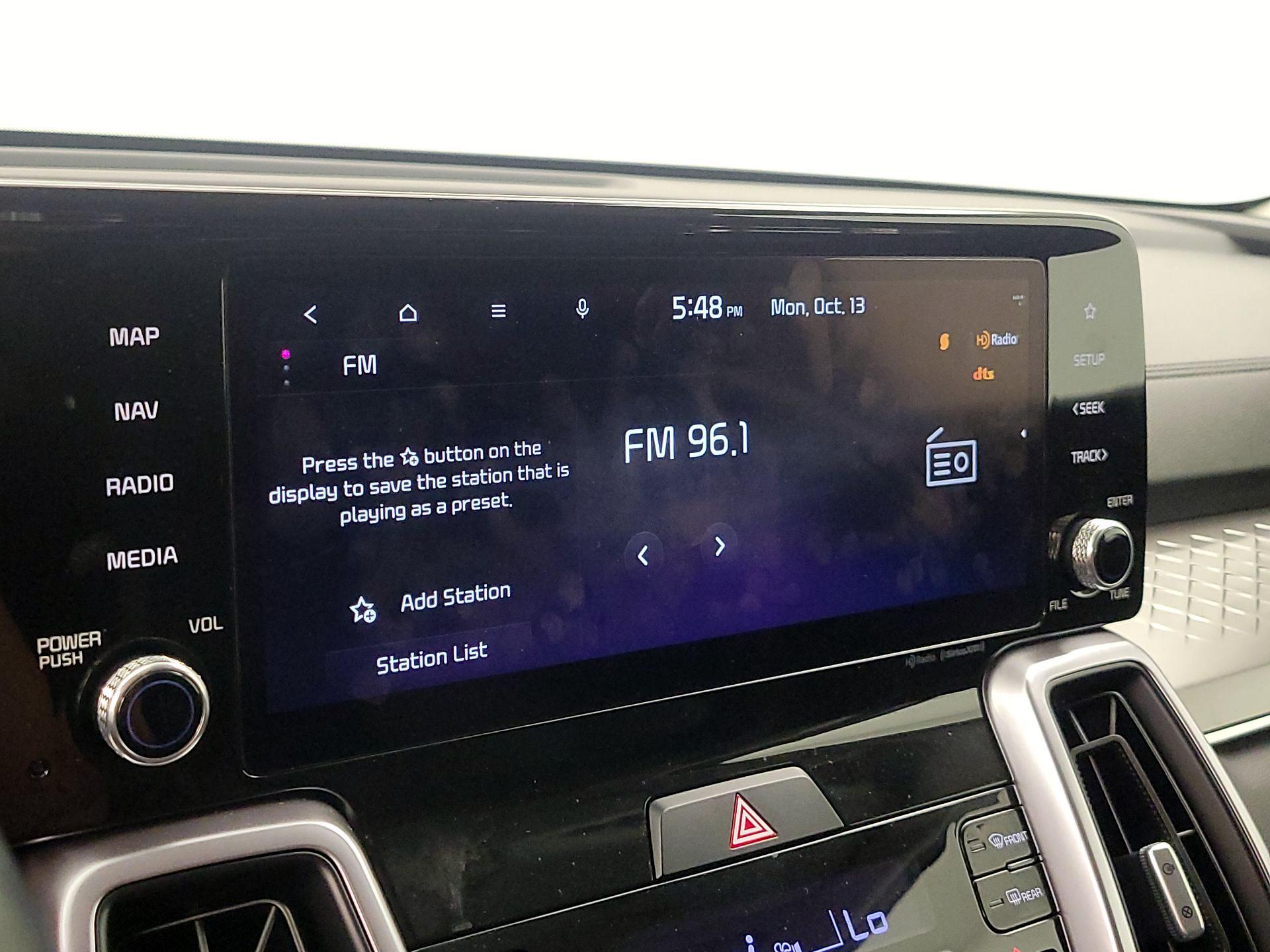 Thumbnail: 2023 Kia Sorento - 15