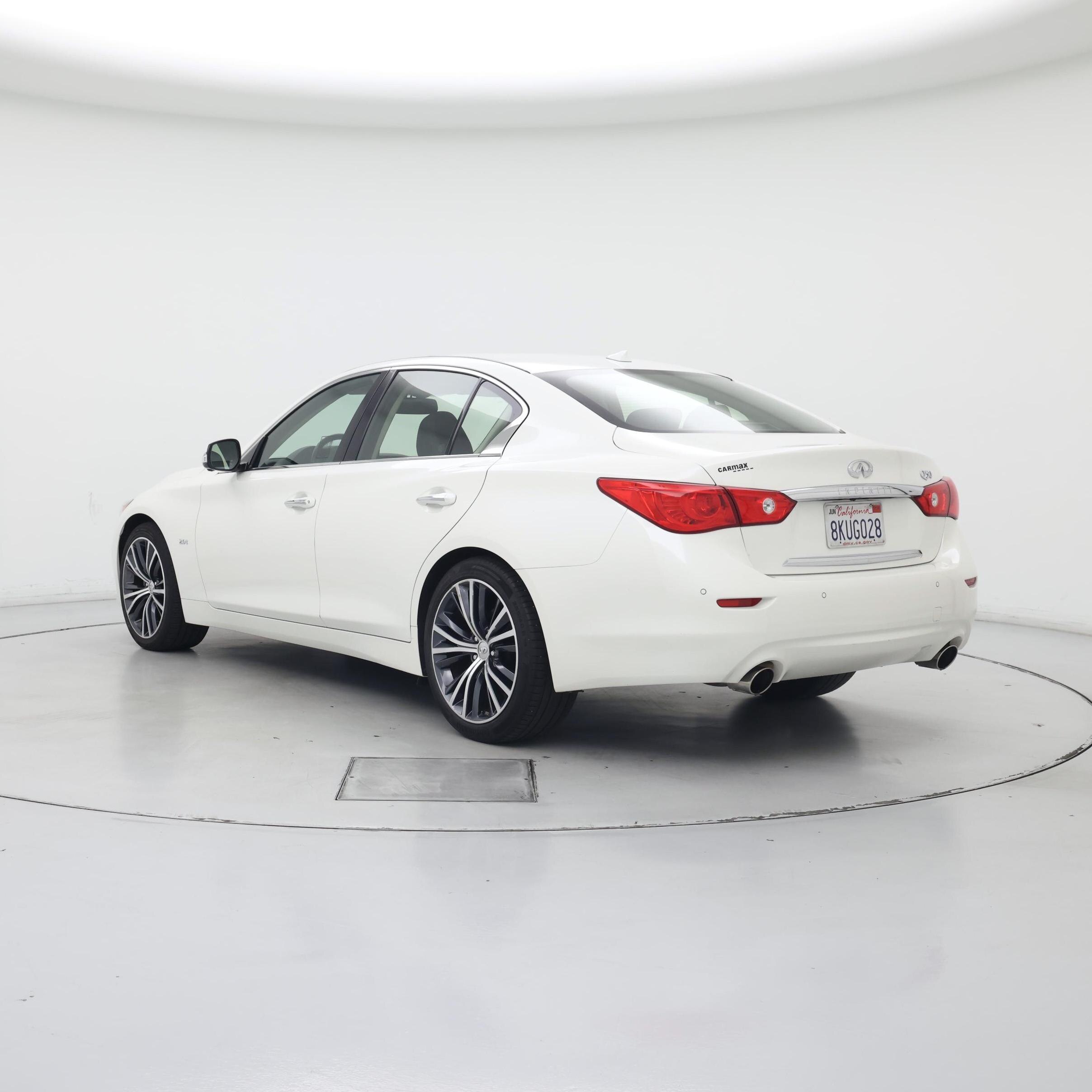 Thumbnail: 2017 INFINITI Q50 - 2