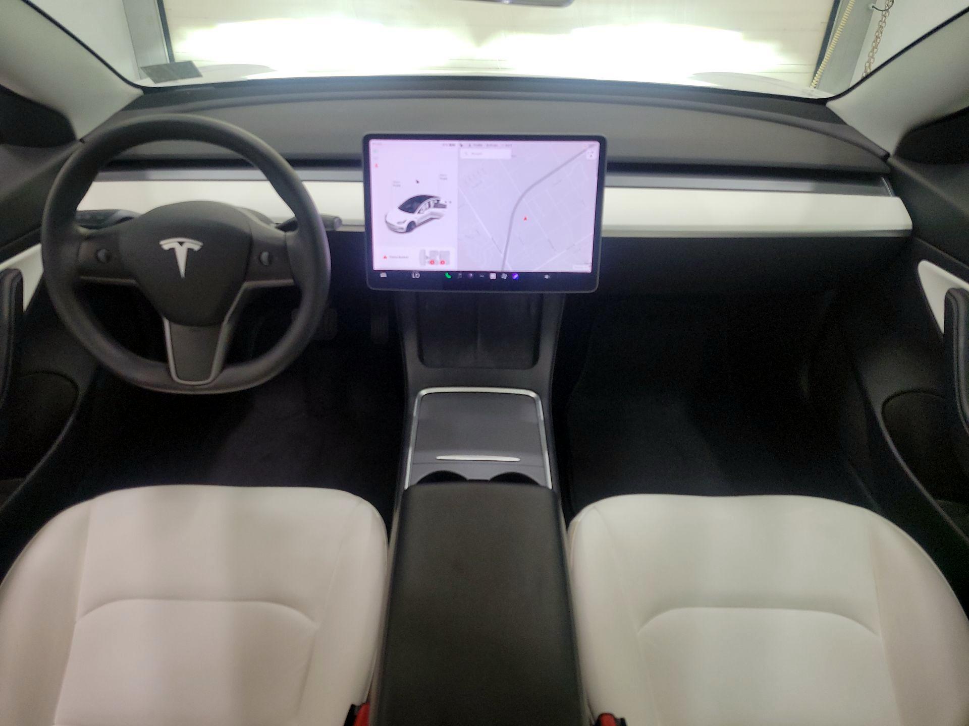 Thumbnail: 2021 Tesla Model 3 - 9
