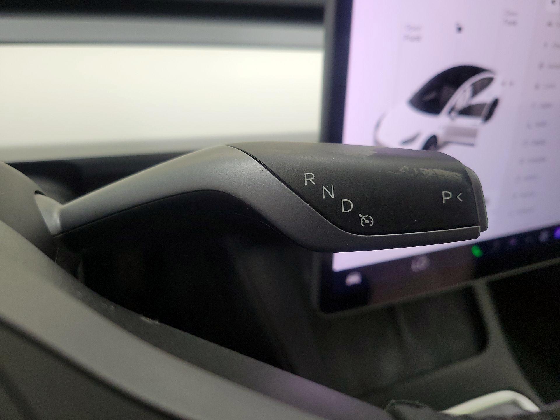 Thumbnail: 2021 Tesla Model 3 - 17