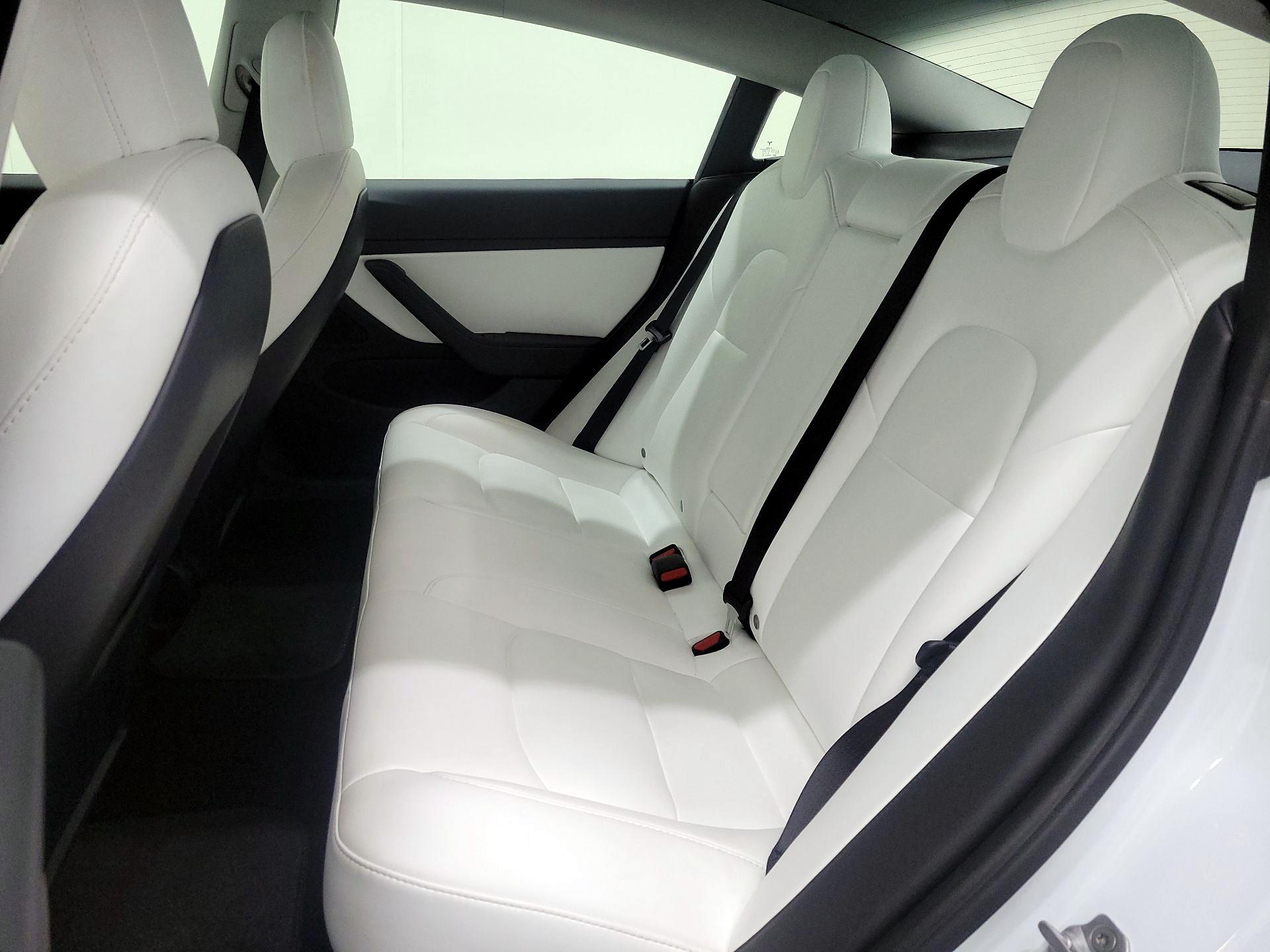 Thumbnail: 2021 Tesla Model 3 - 19