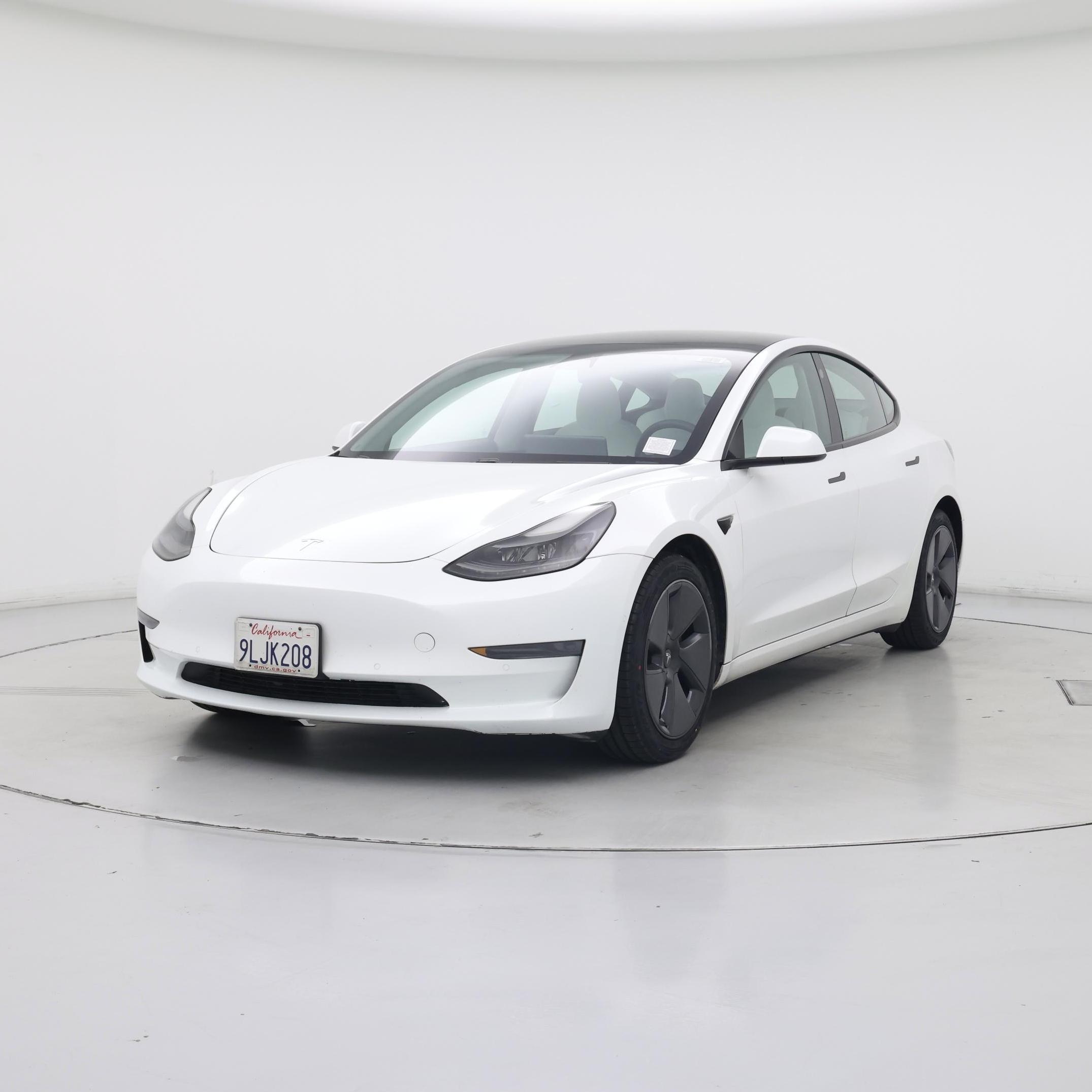 Thumbnail: 2021 Tesla Model 3 - 4