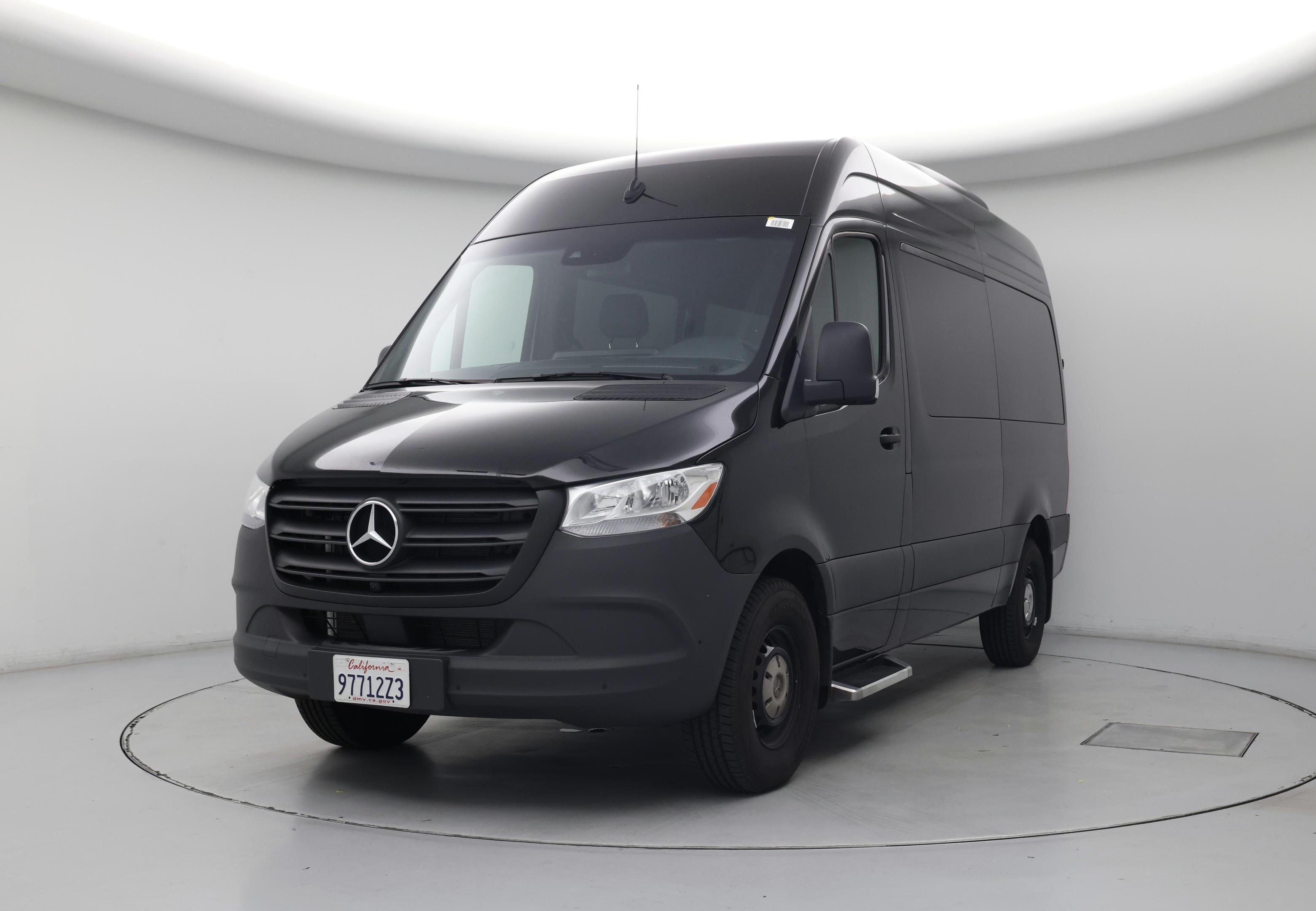 Thumbnail: 2024 Mercedes-Benz Sprinter - 4