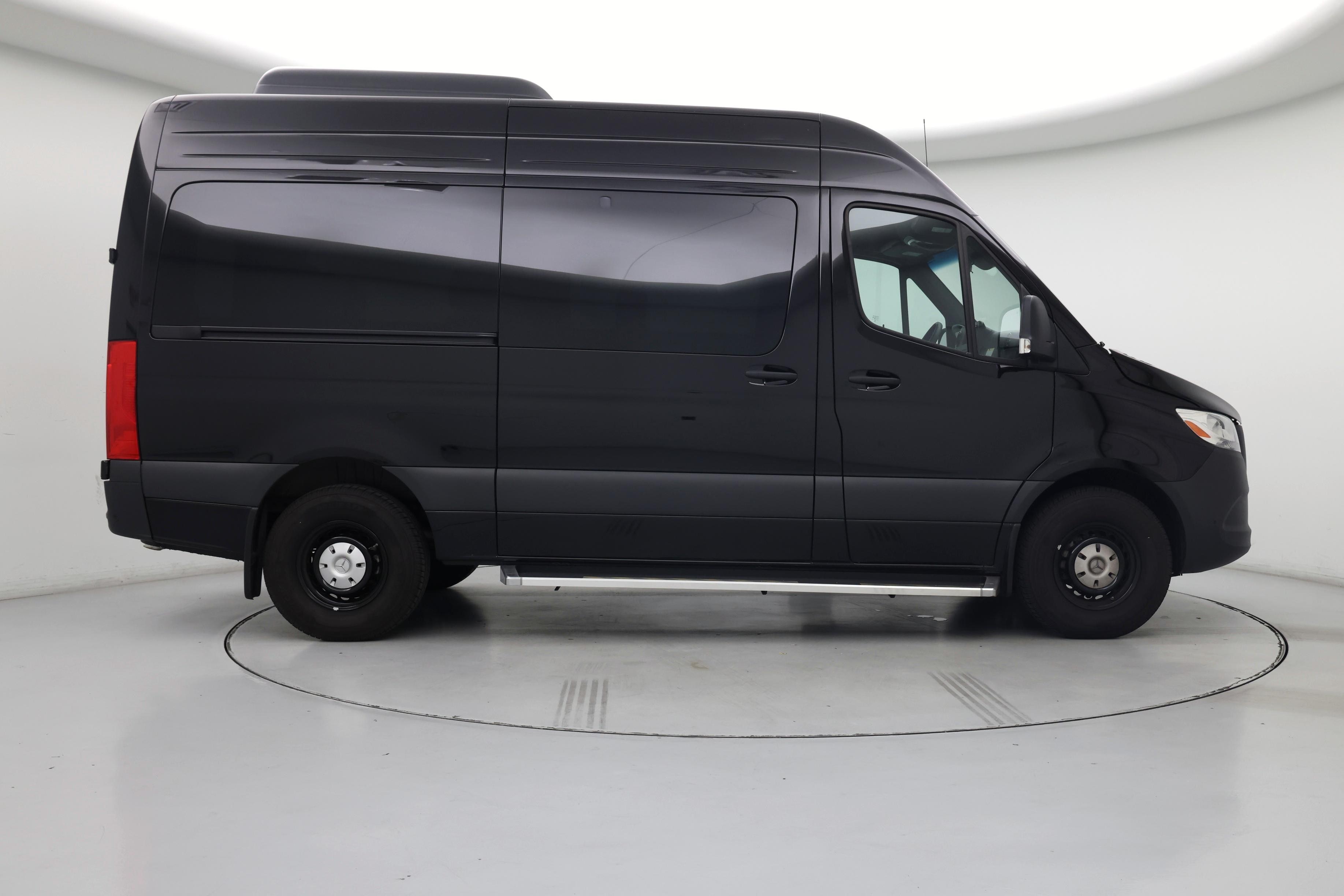Thumbnail: 2024 Mercedes-Benz Sprinter - 7