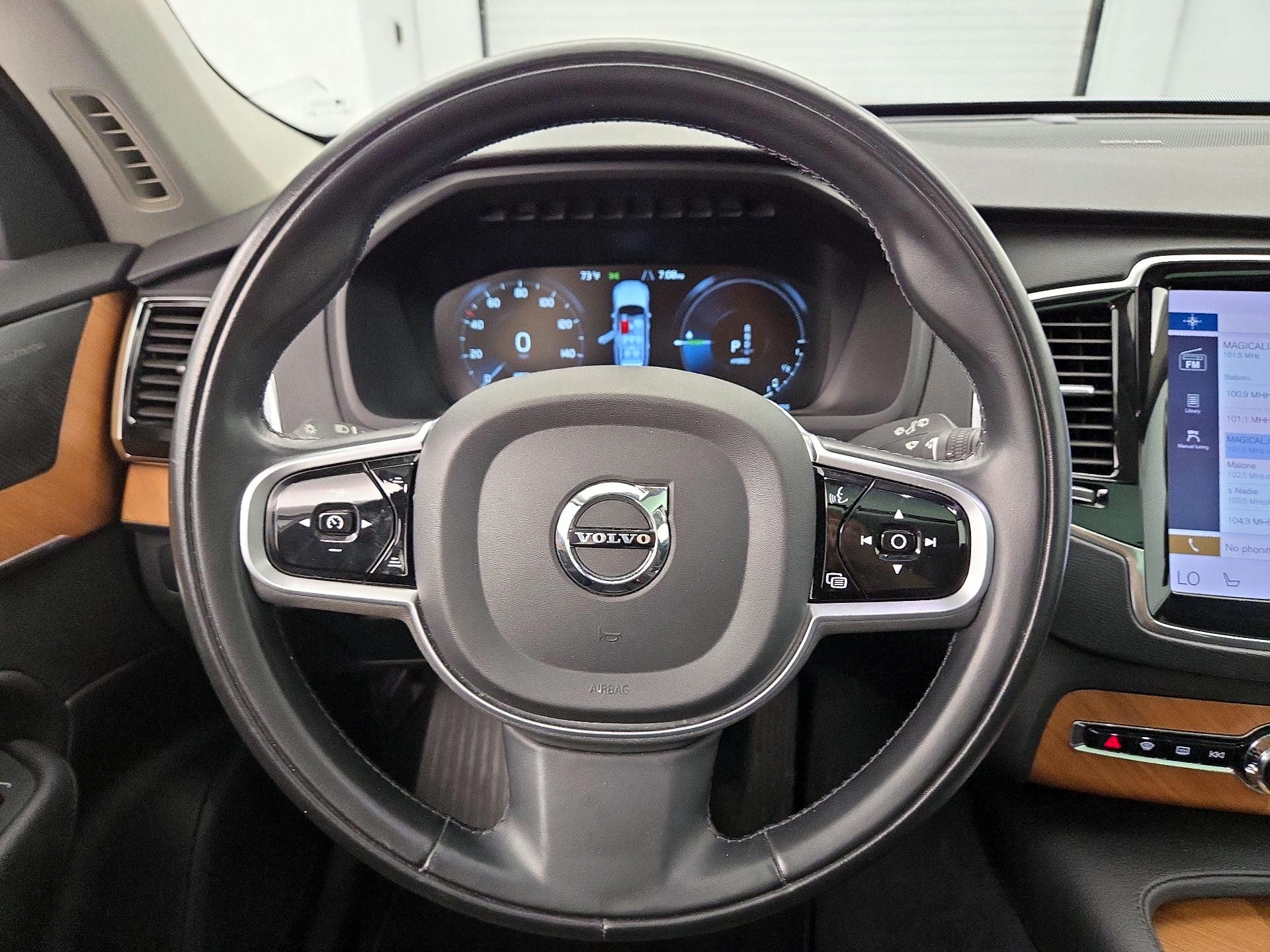Thumbnail: 2022 Volvo XC90 - 10