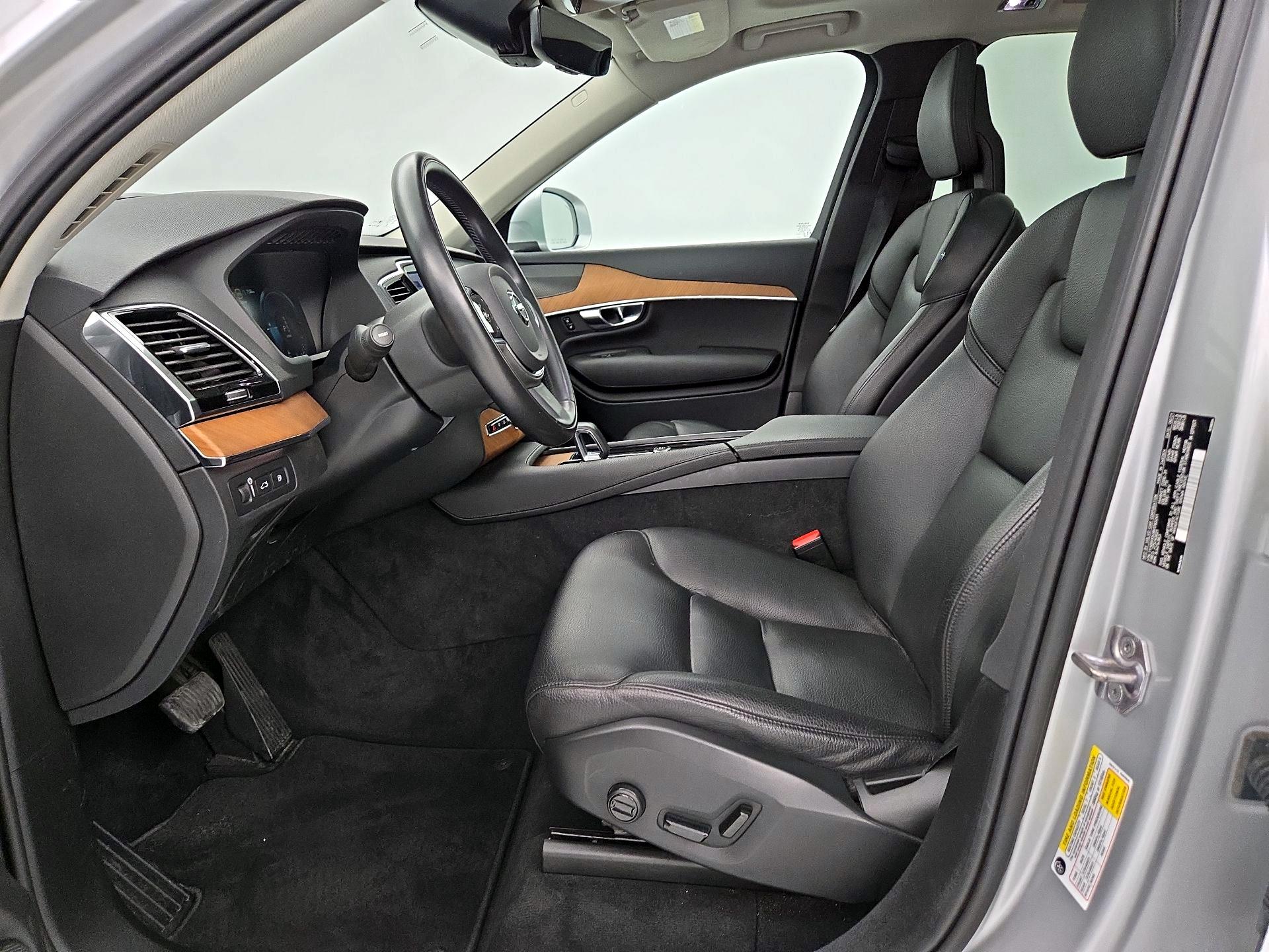 Thumbnail: 2022 Volvo XC90 - 11