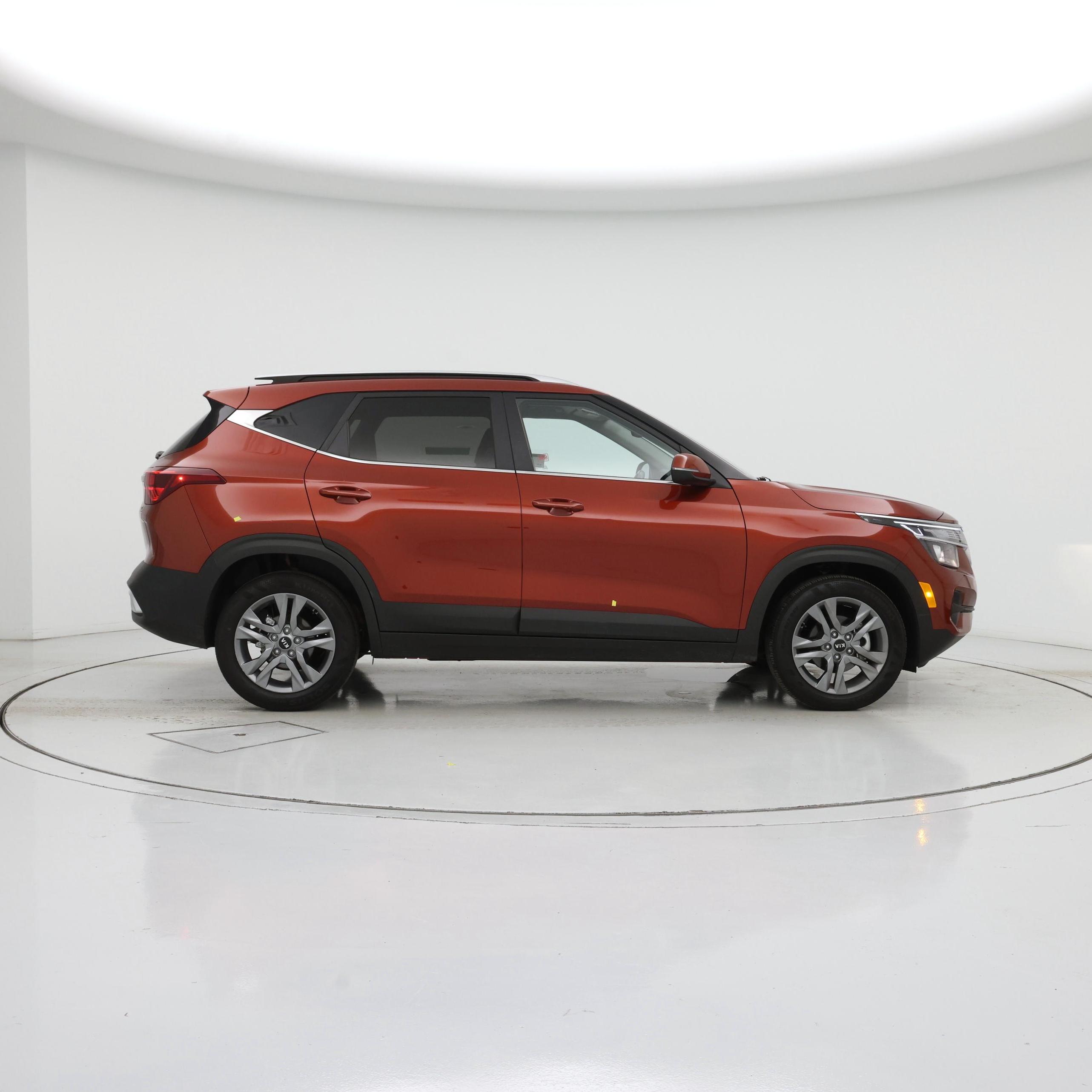 Thumbnail: 2021 Kia Seltos - 7