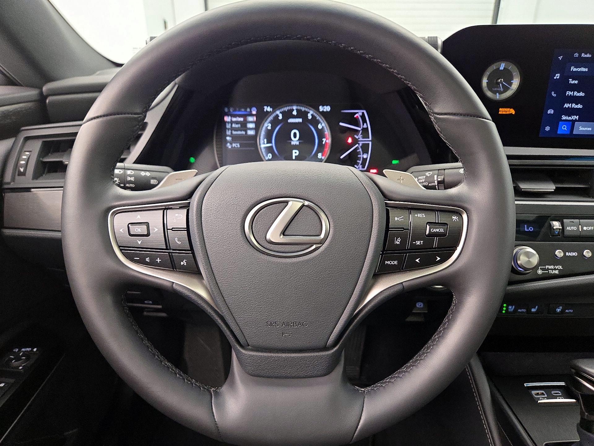 Thumbnail: 2025 Lexus ES - 10