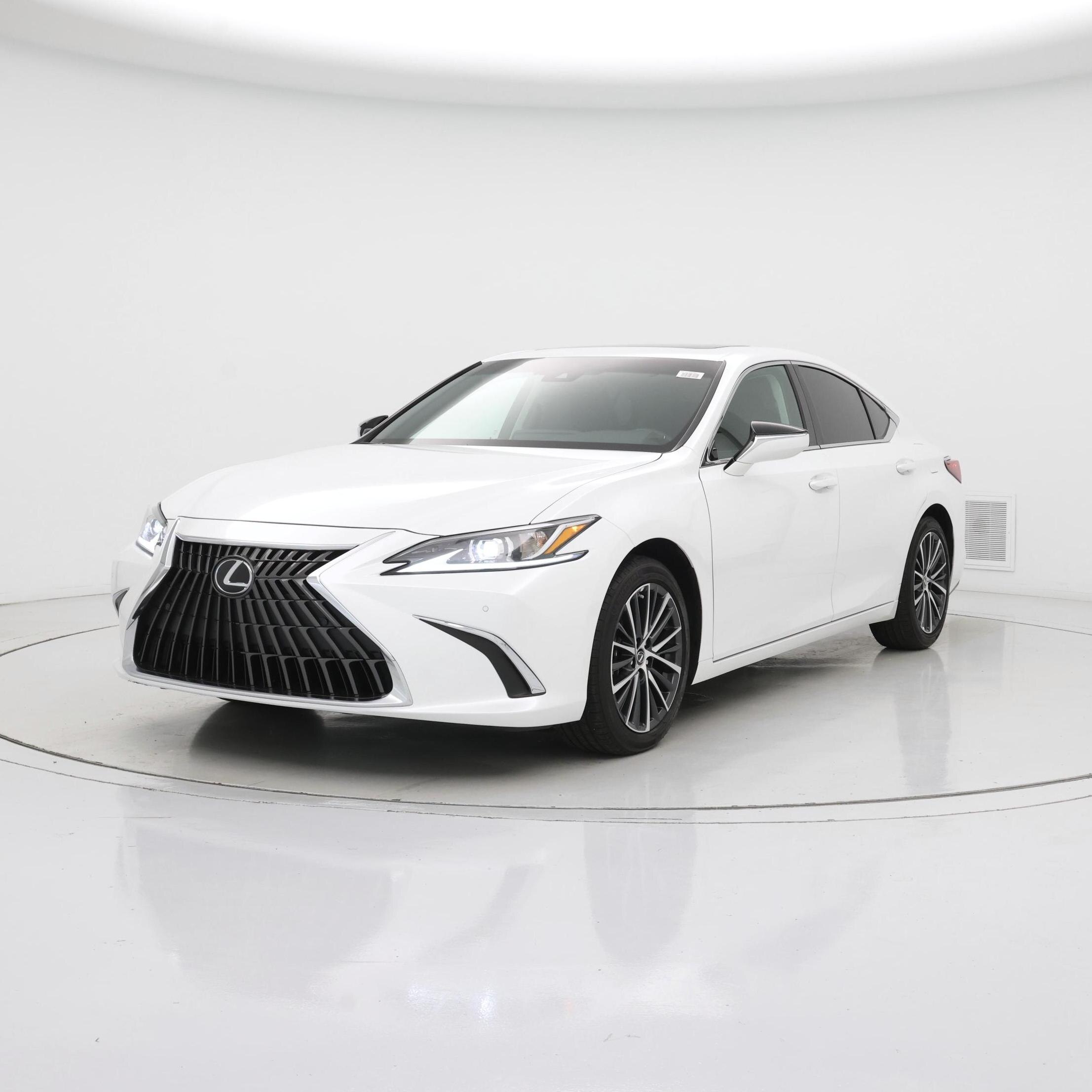 Thumbnail: 2025 Lexus ES - 4