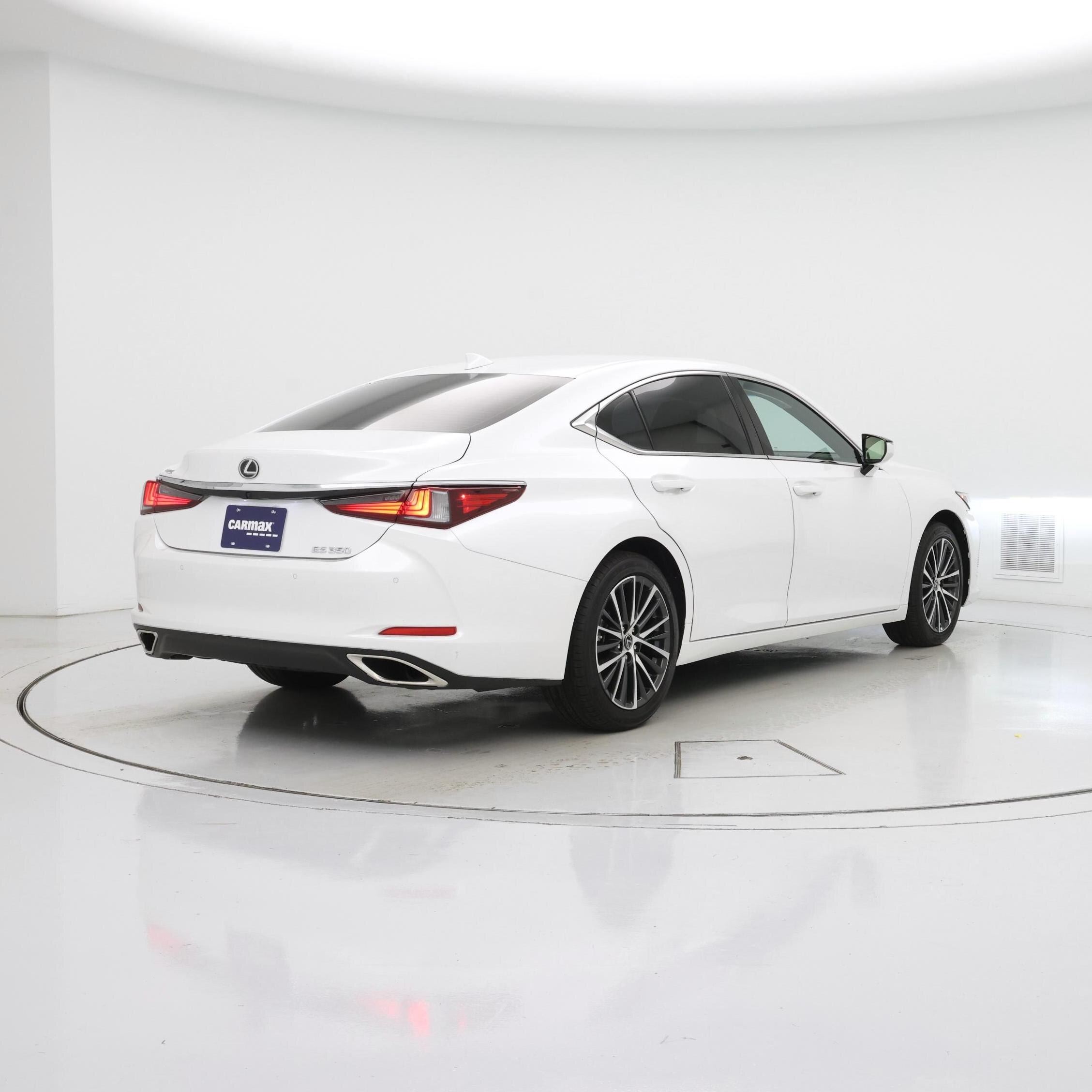 Thumbnail: 2025 Lexus ES - 8