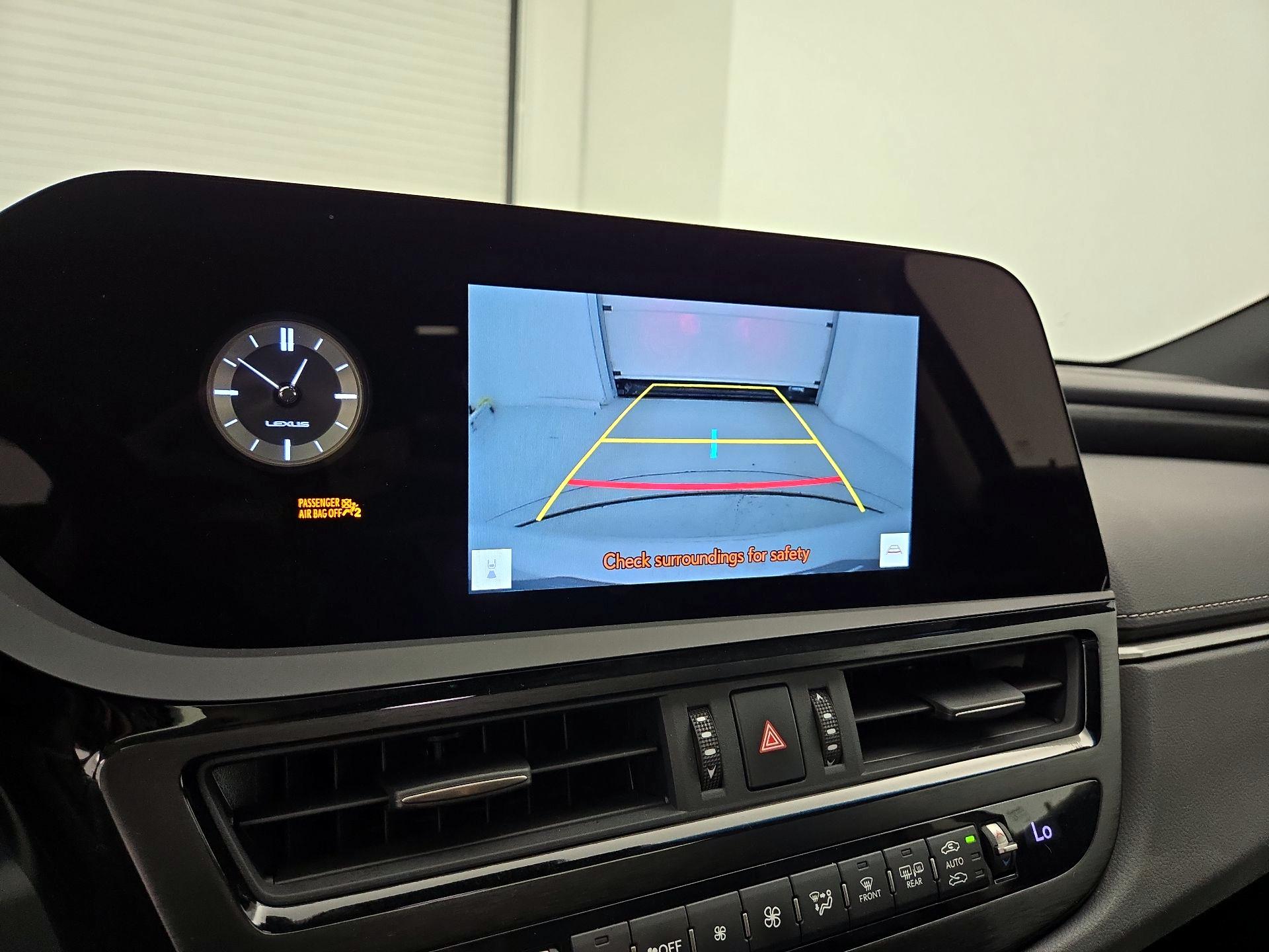 Thumbnail: 2024 Lexus ES - 13