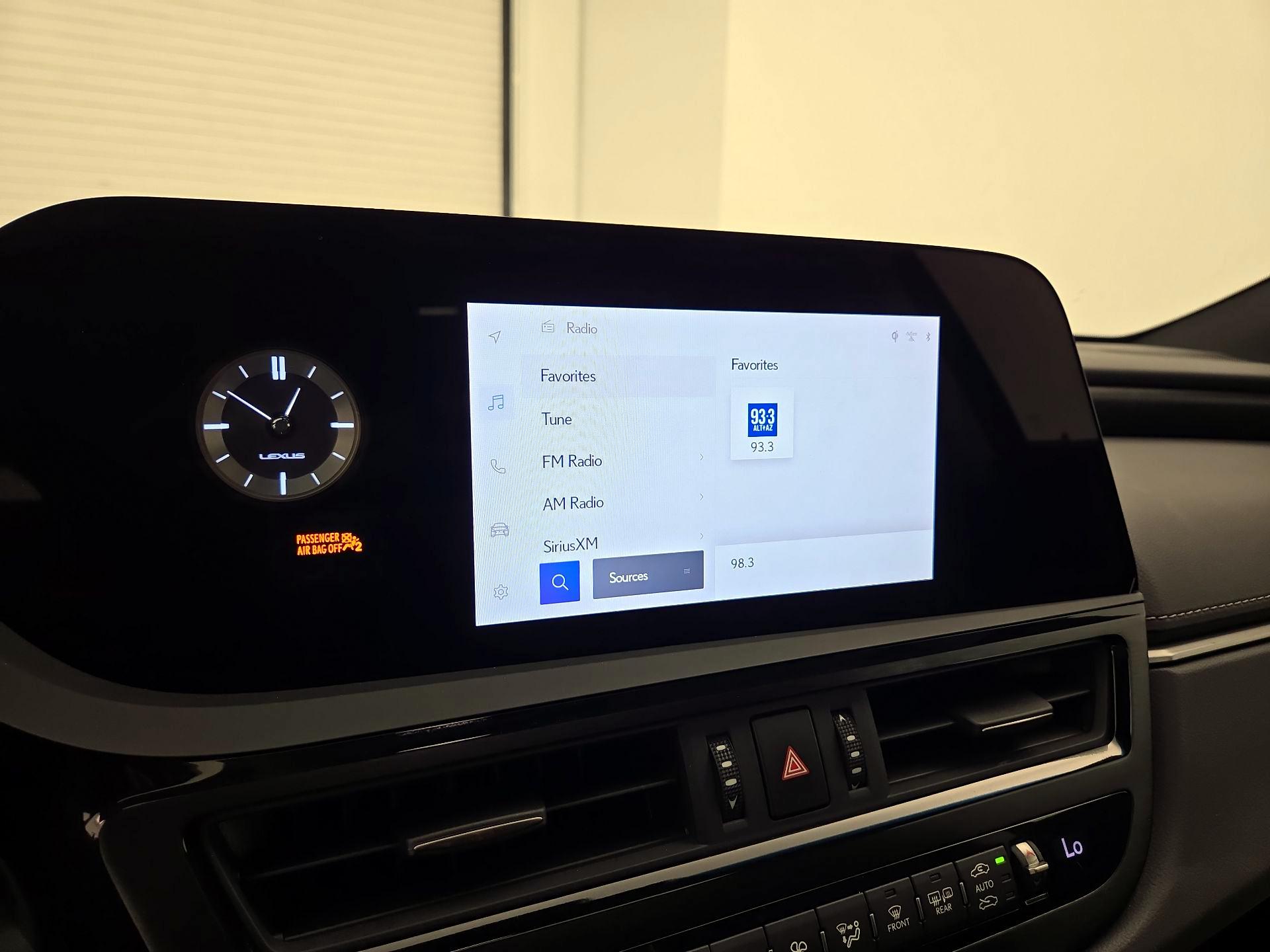 Thumbnail: 2024 Lexus ES - 14