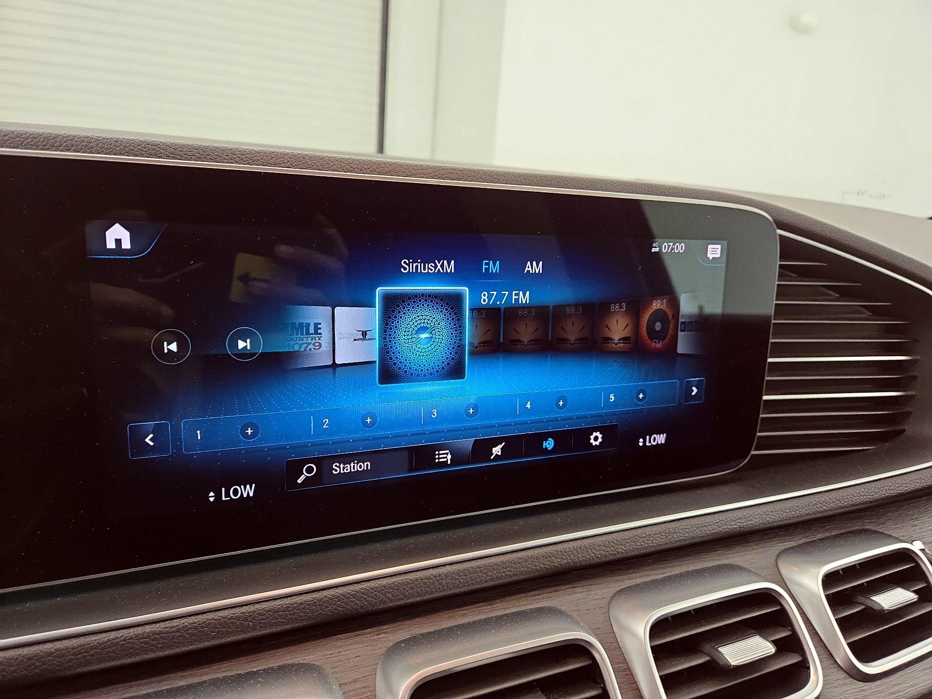 Thumbnail: 2022 Mercedes-Benz GLE - 16