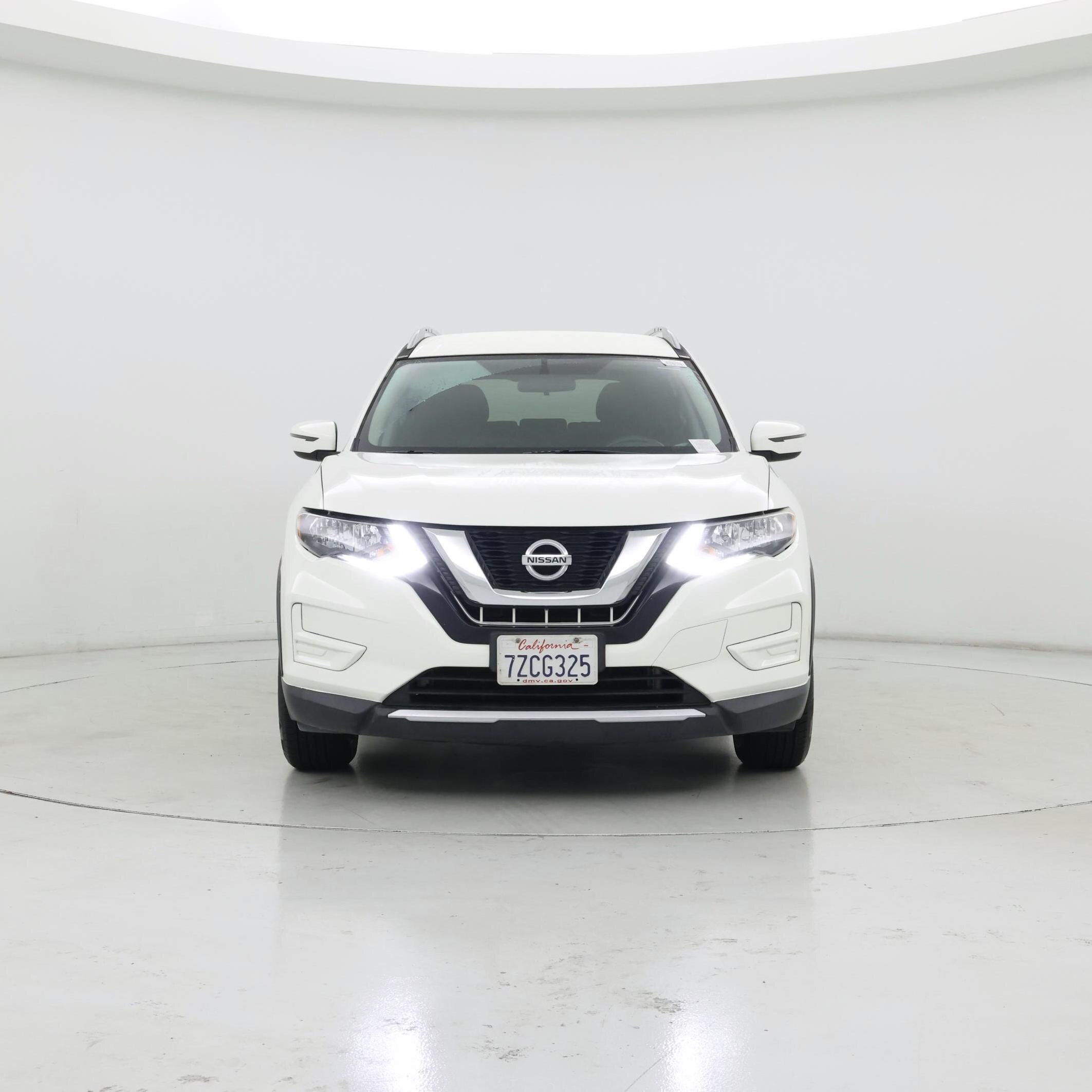 Thumbnail: 2017 Nissan Rogue - 5