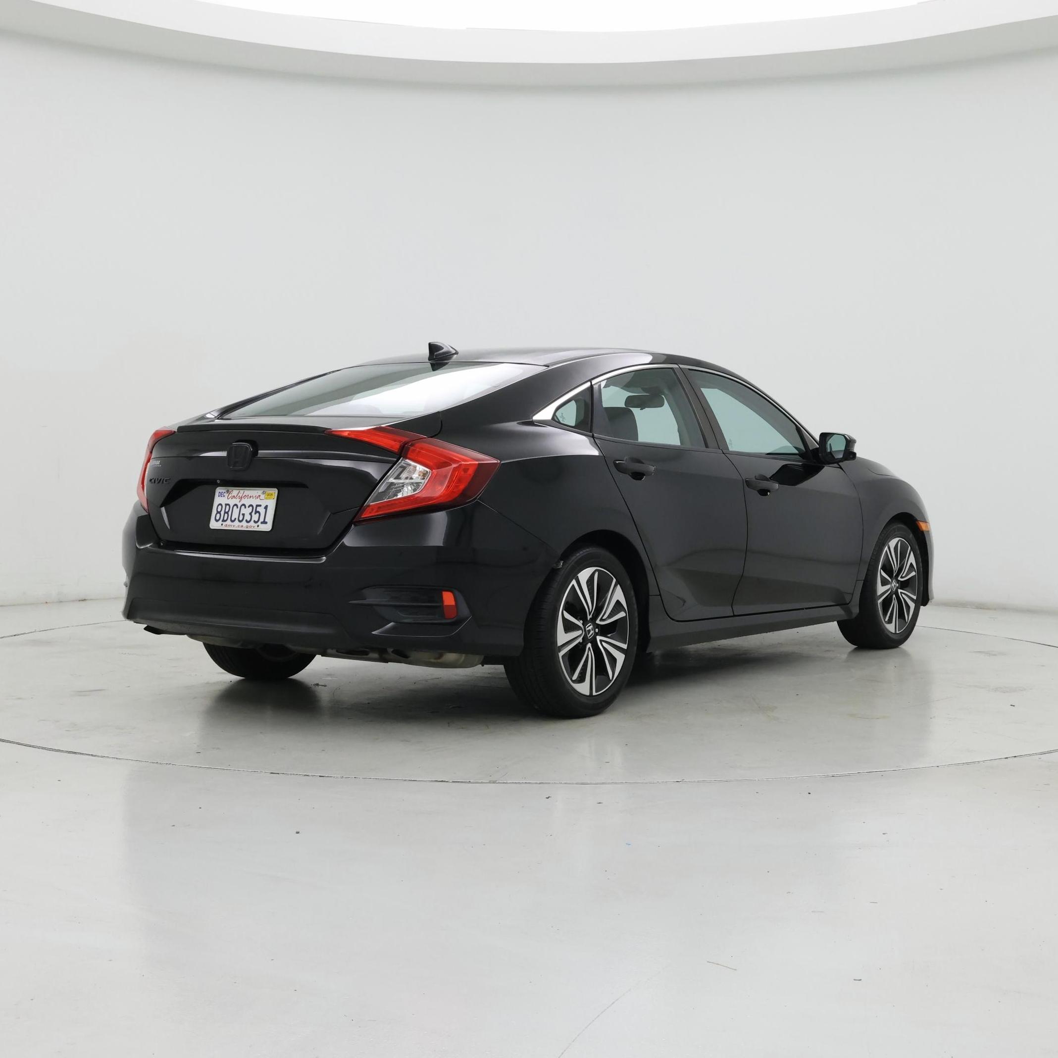 Thumbnail: 2017 Honda Civic - 8