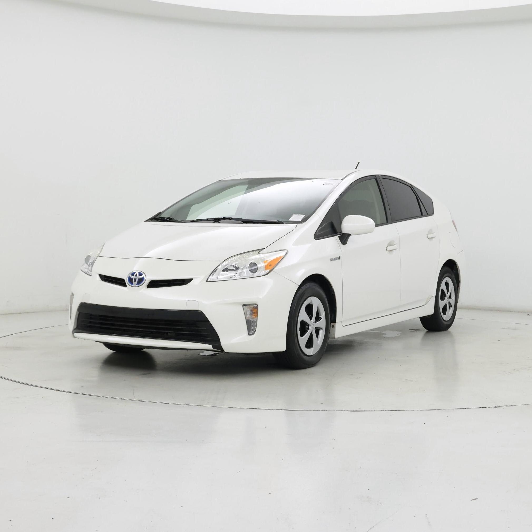 Thumbnail: 2014 Toyota Prius - 4