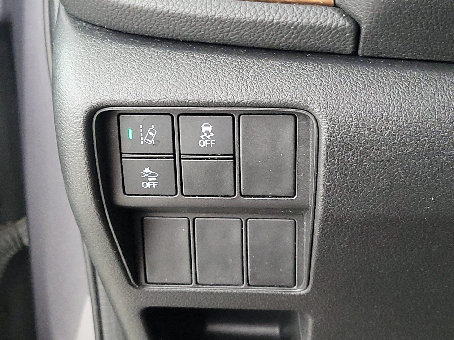 Thumbnail: 2019 Honda CR-V - 13