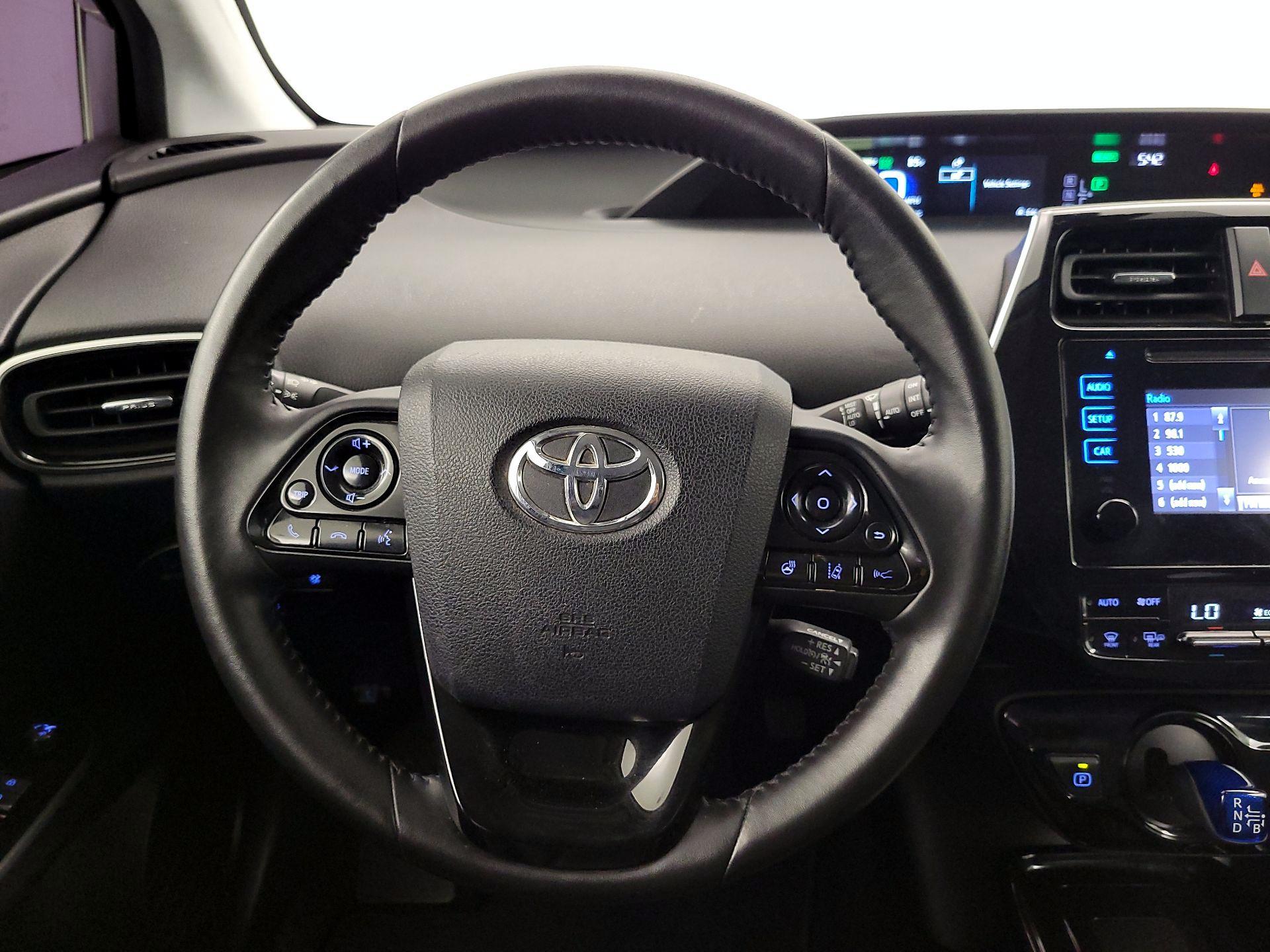 Thumbnail: 2019 Toyota Prius - 10