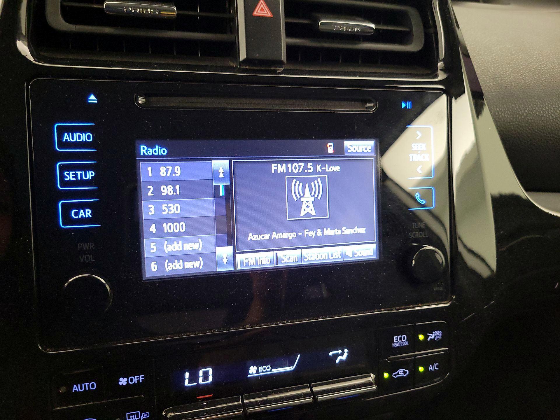 Thumbnail: 2019 Toyota Prius - 15