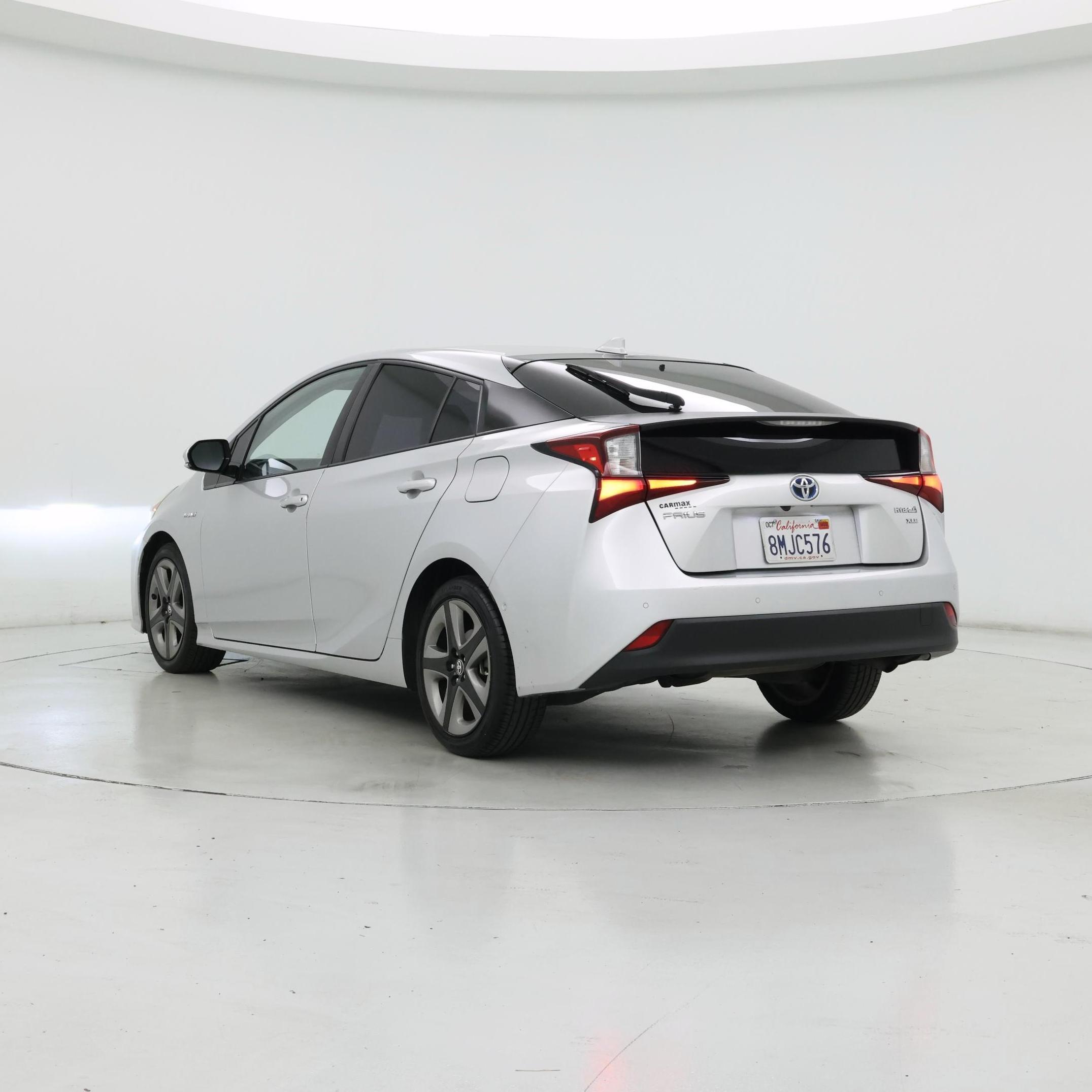 Thumbnail: 2019 Toyota Prius - 2
