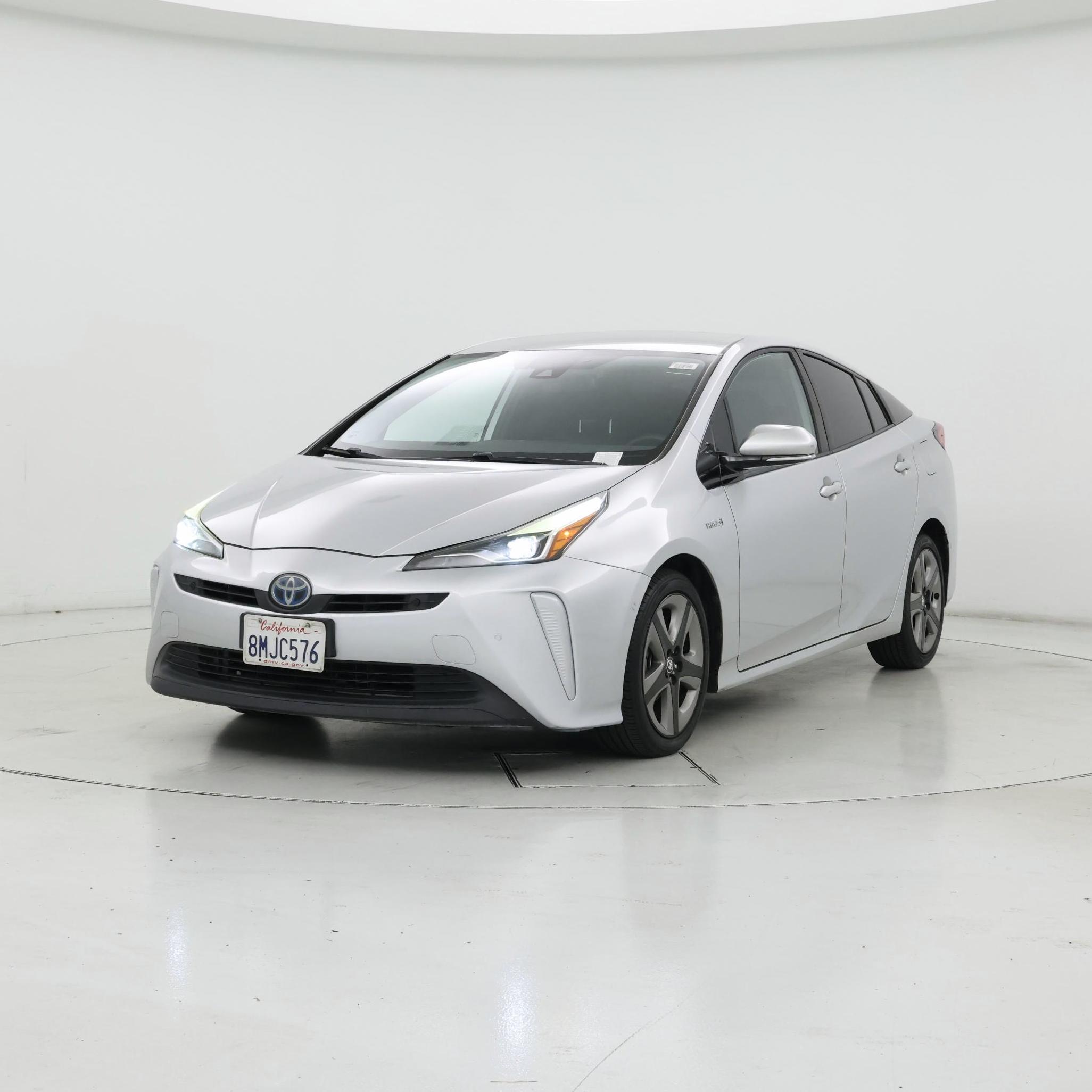 Thumbnail: 2019 Toyota Prius - 4