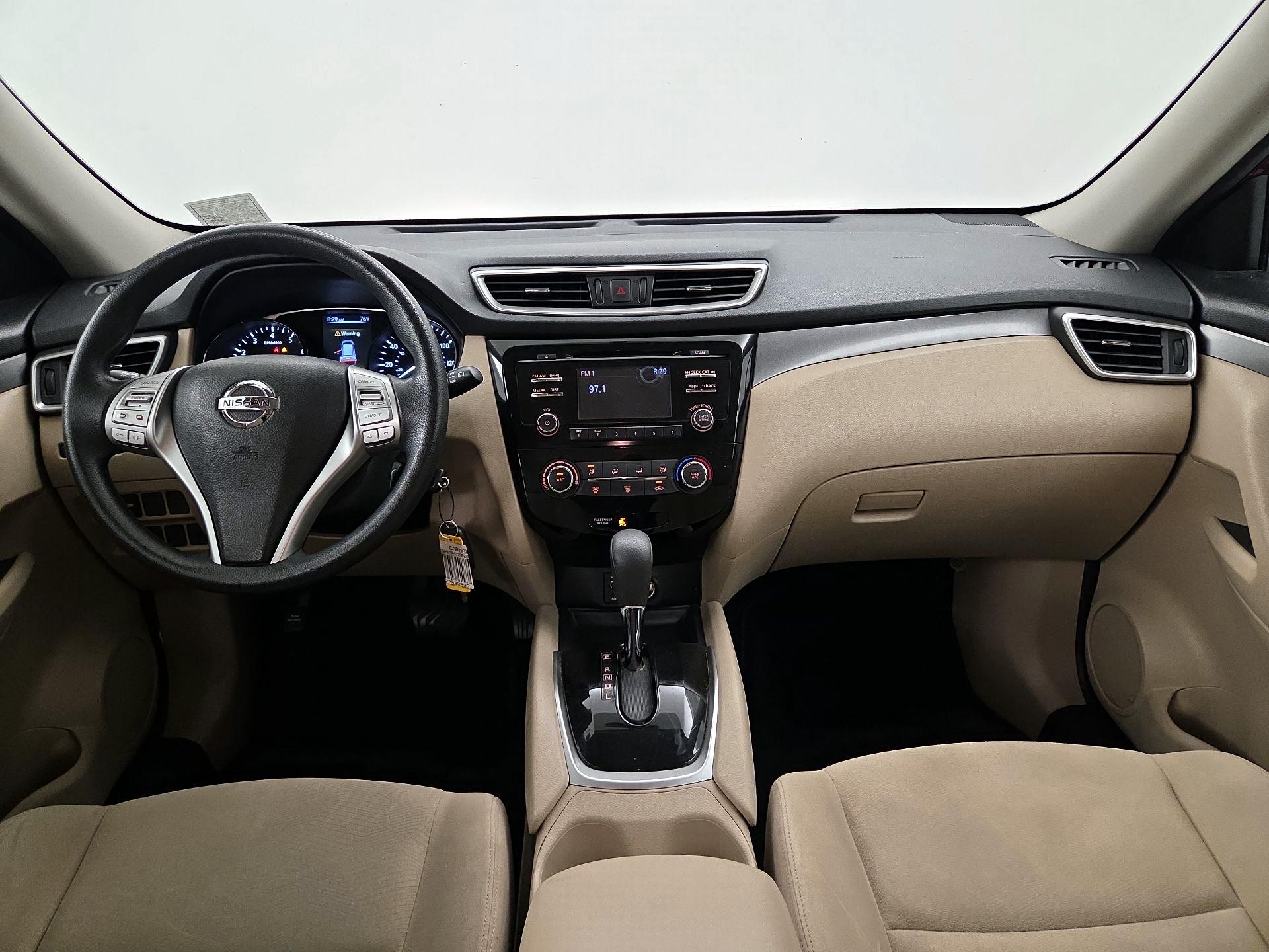 Thumbnail: 2016 Nissan Rogue - 9