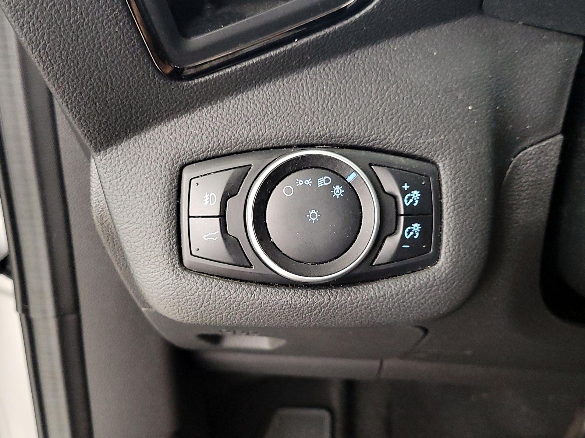 Thumbnail: 2017 Ford Escape - 13