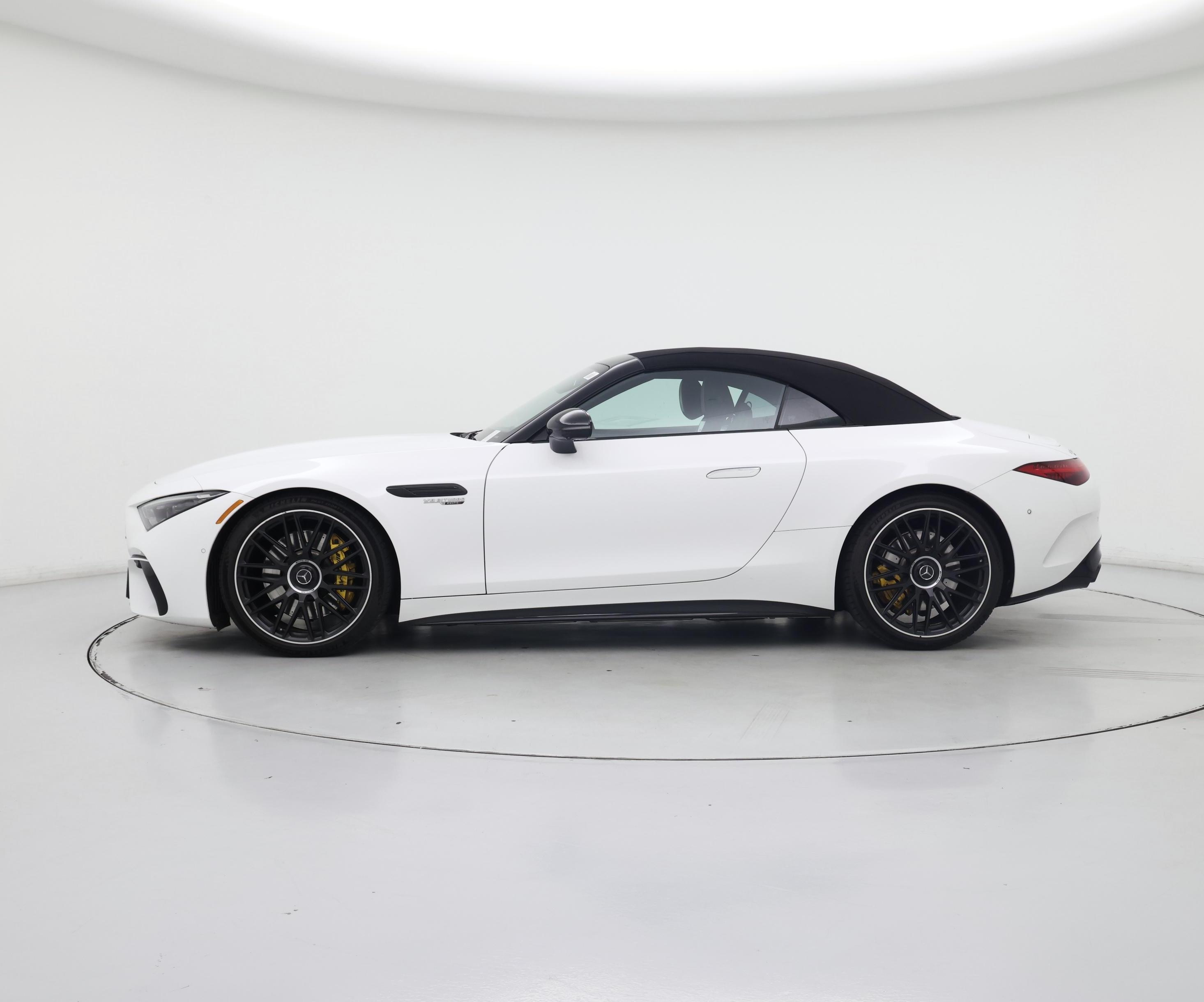 Thumbnail: 2022 Mercedes-Benz SL-Class - 3