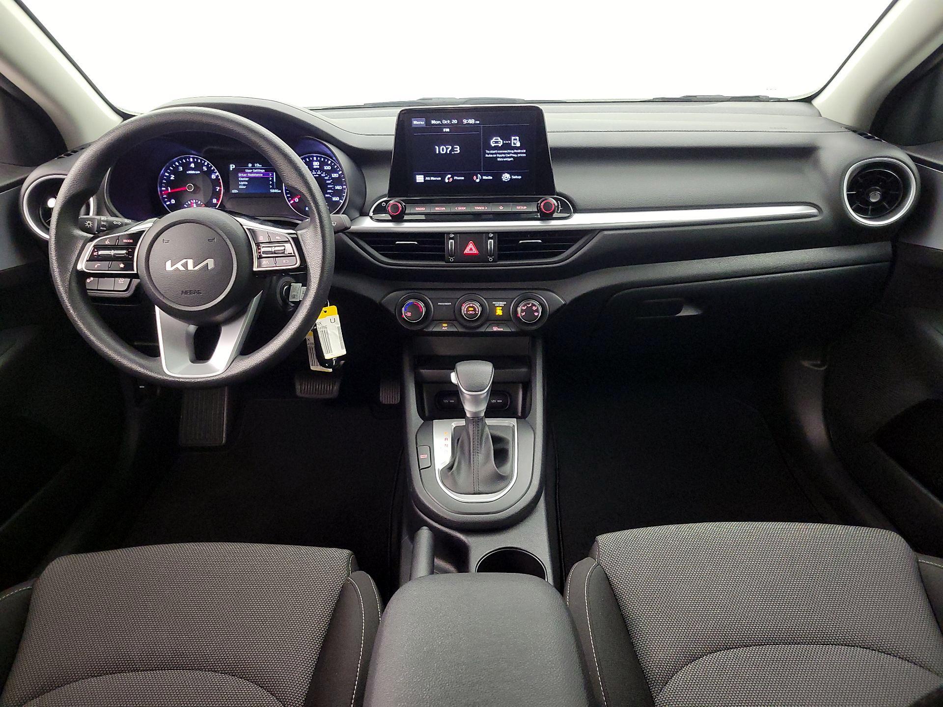 Thumbnail: 2023 Kia Forte - 9