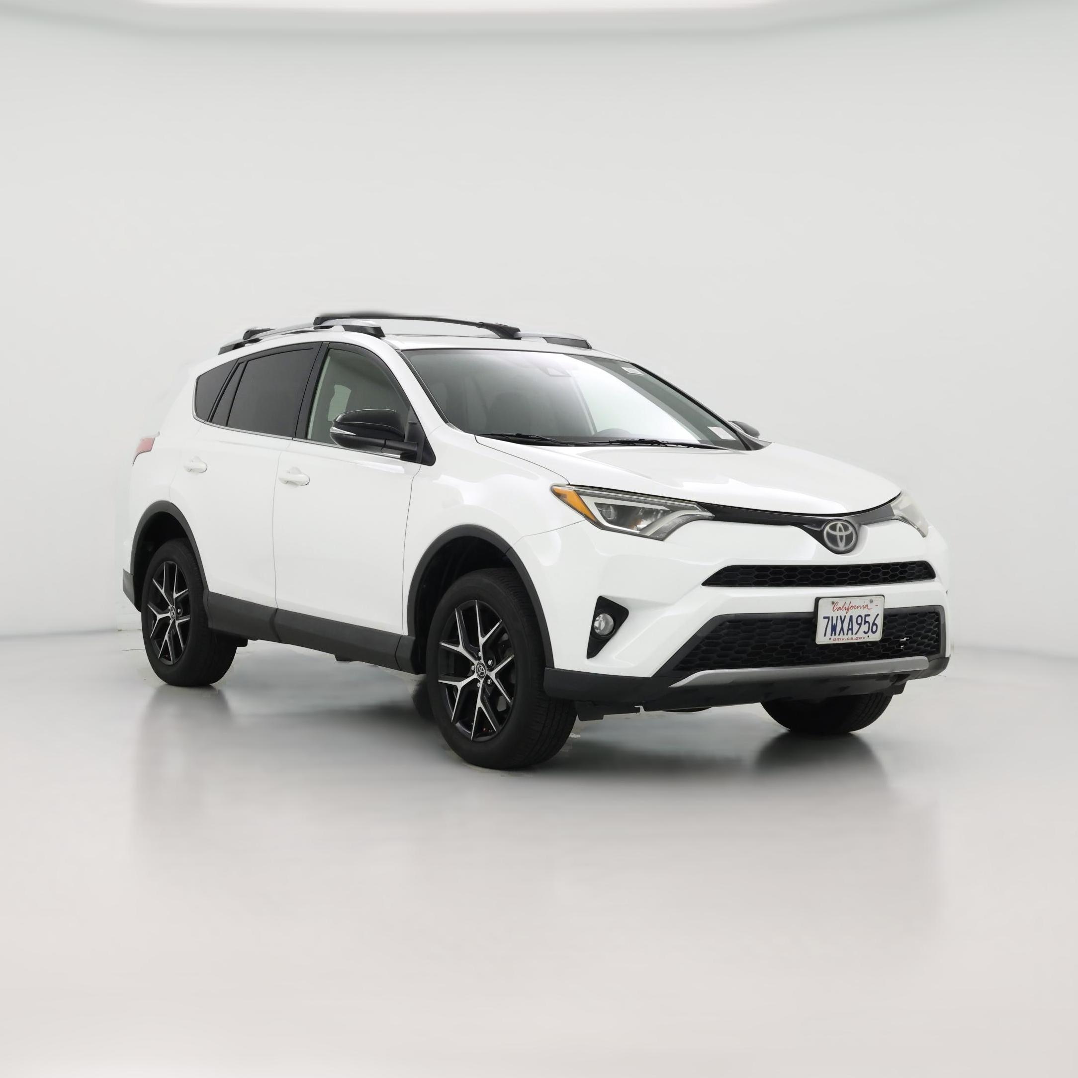Thumbnail: 2017 Toyota RAV4 - 1