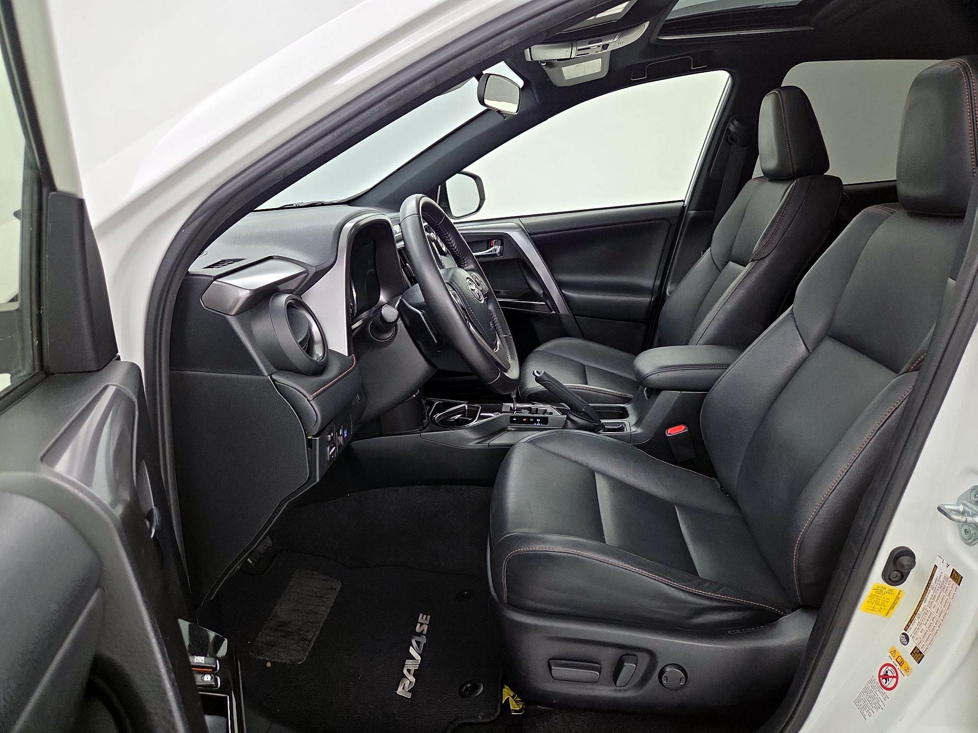 Thumbnail: 2017 Toyota RAV4 - 11