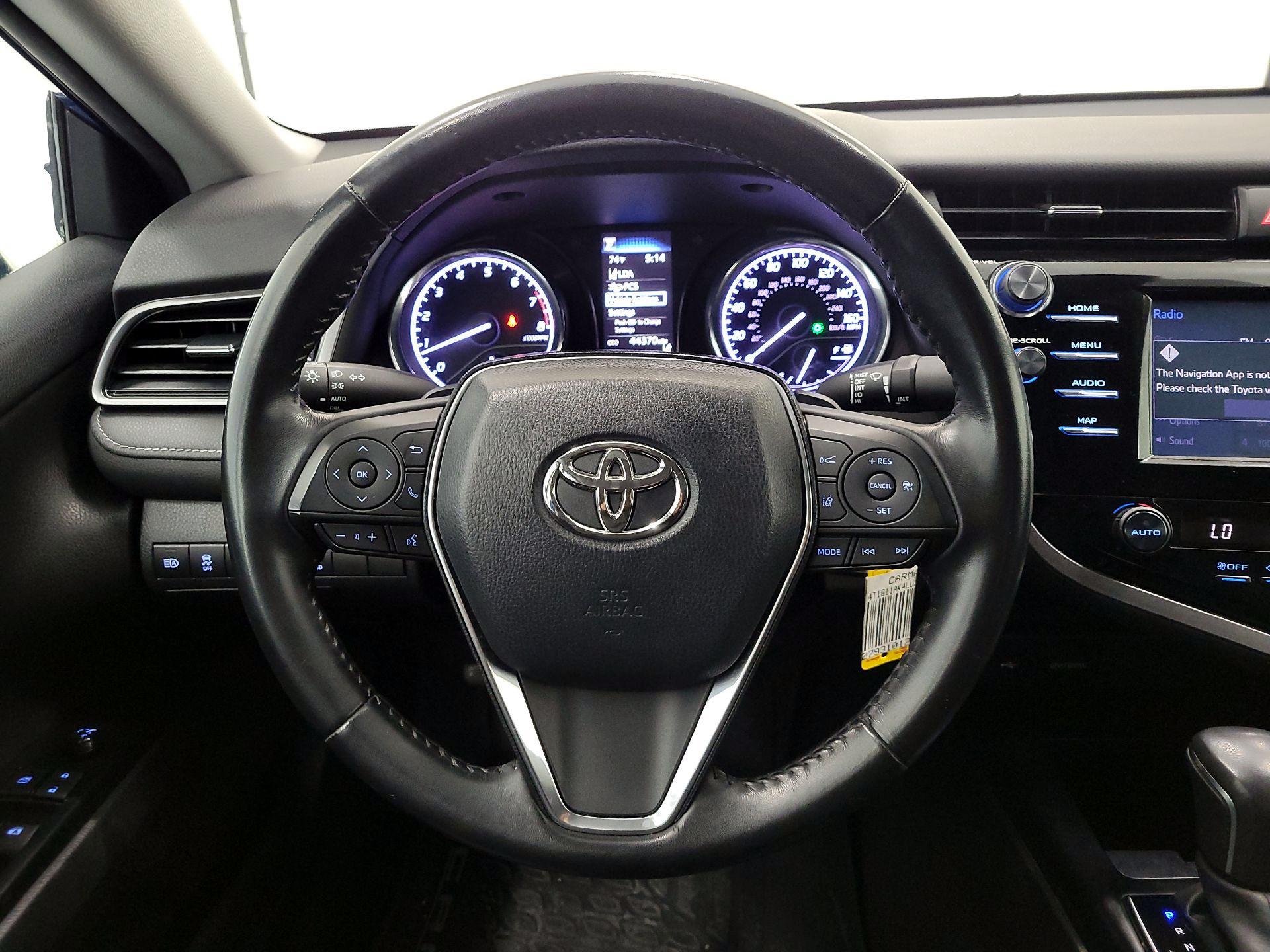 Thumbnail: 2020 Toyota Camry - 10