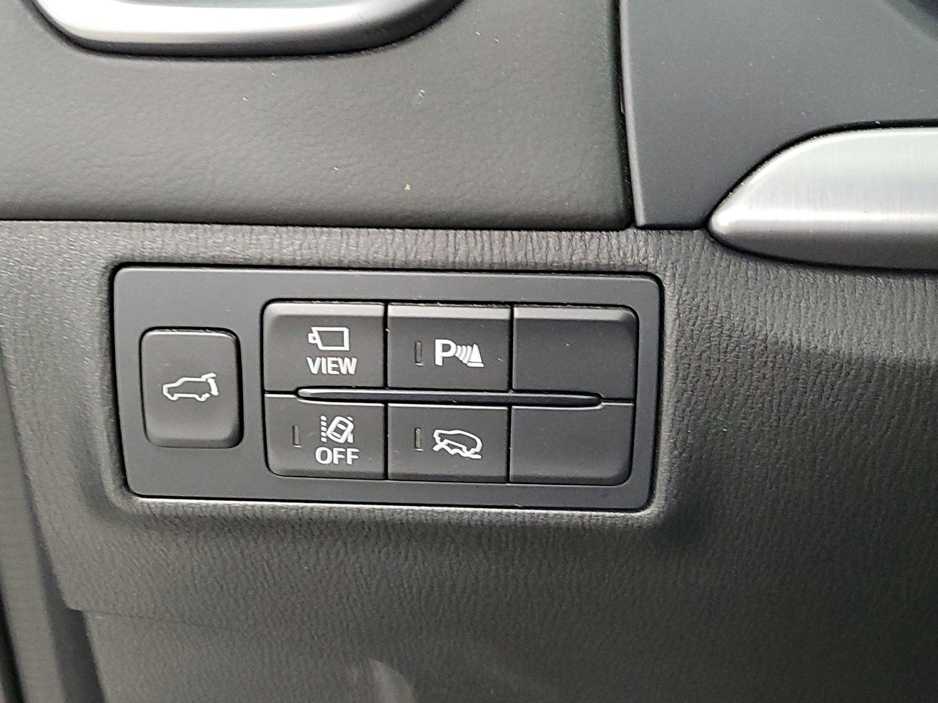 Thumbnail: 2021 Mazda CX-9 - 13