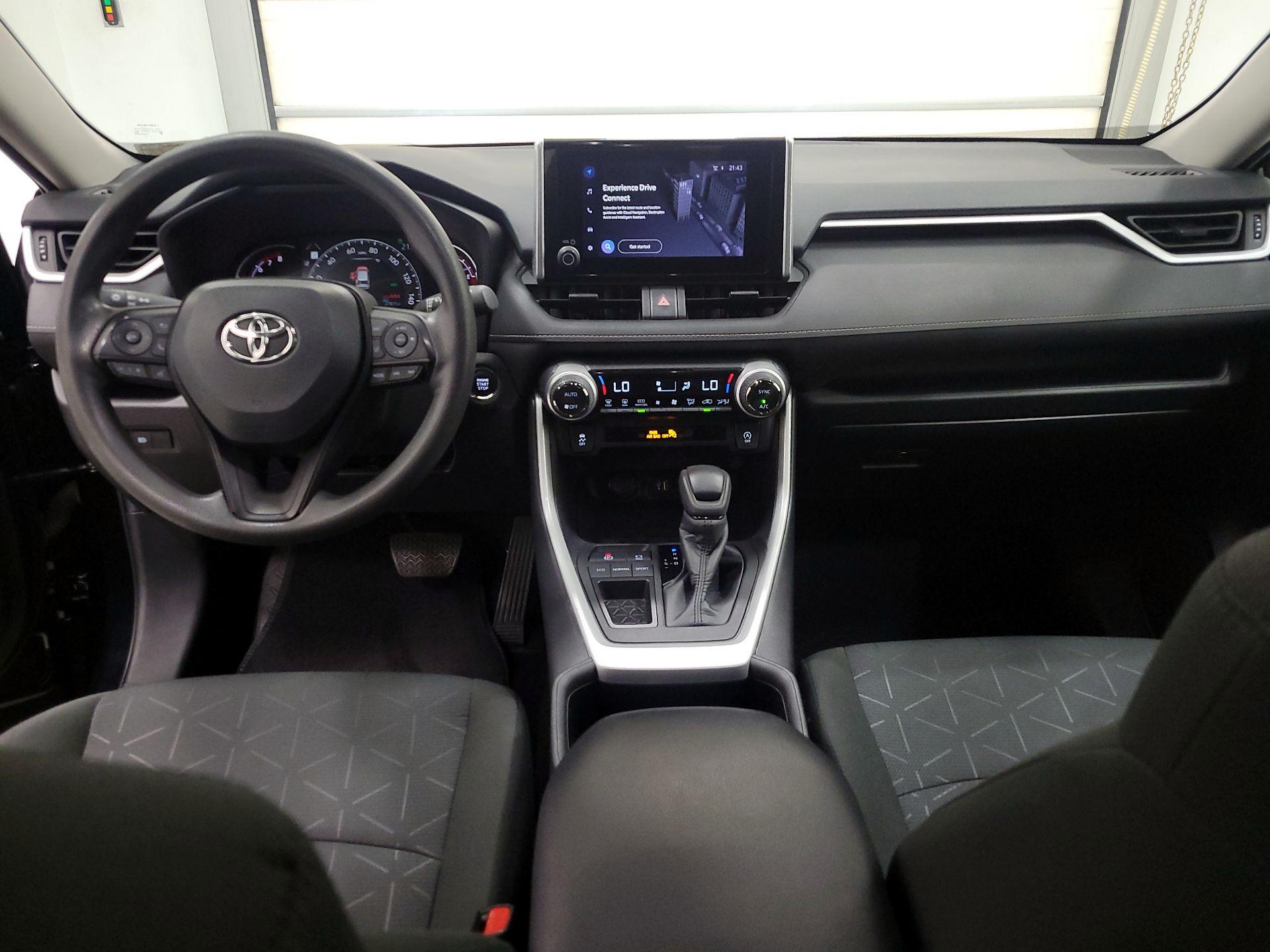 Thumbnail: 2024 Toyota RAV4 - 9