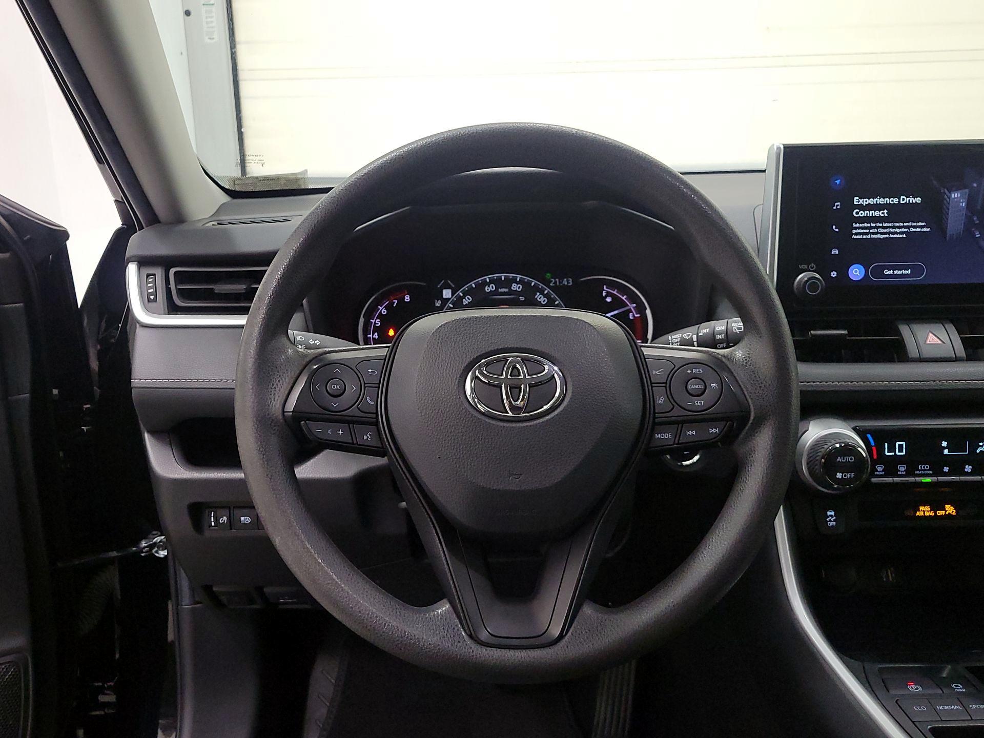 Thumbnail: 2024 Toyota RAV4 - 10