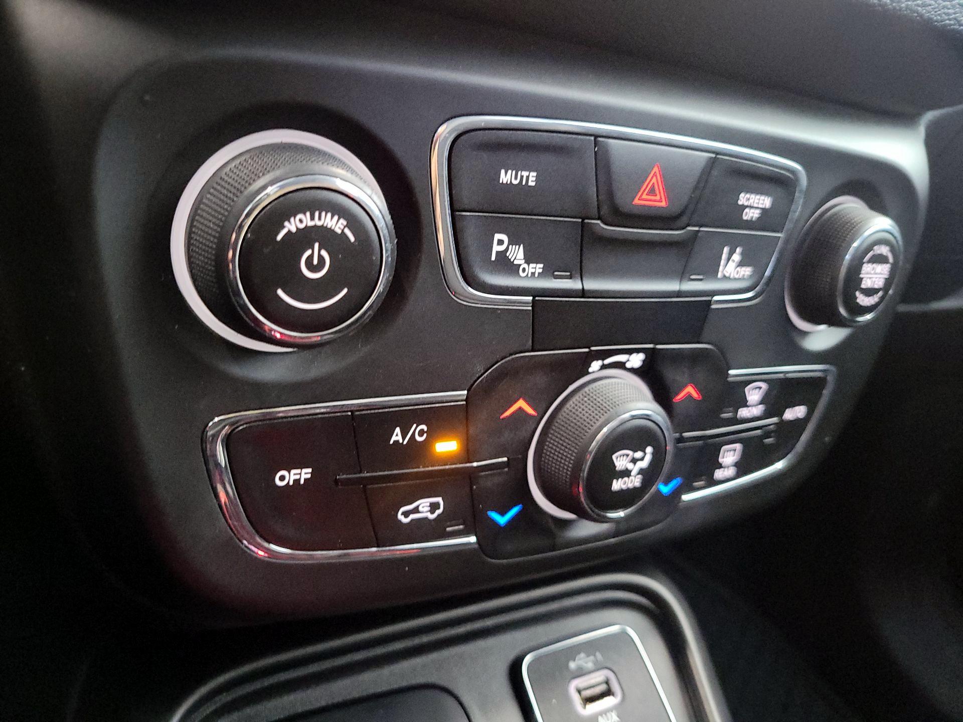 Thumbnail: 2021 Jeep Compass - 16