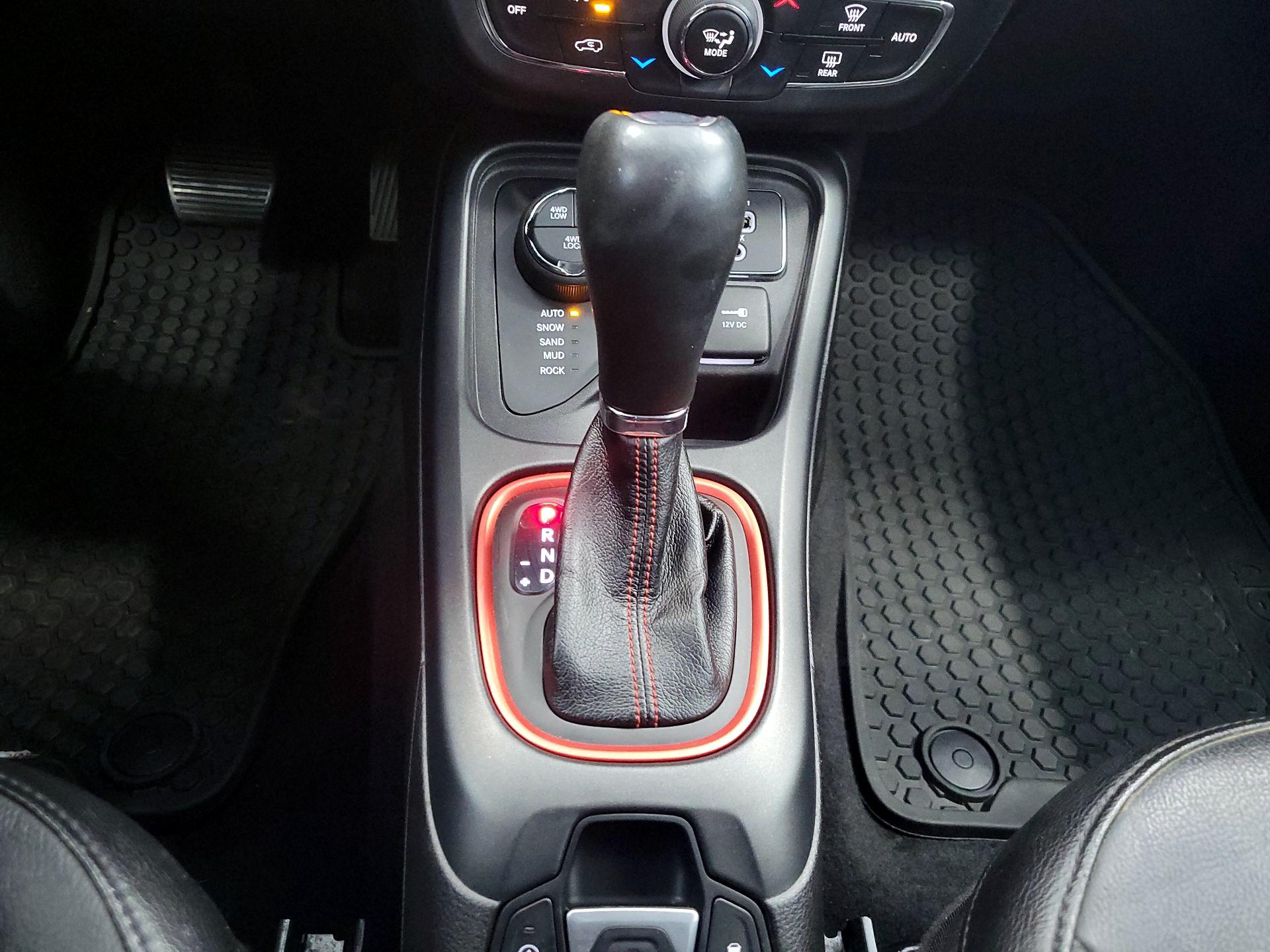 Thumbnail: 2021 Jeep Compass - 17