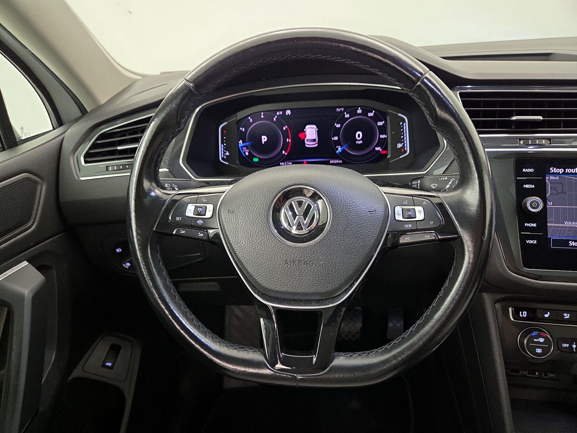 Thumbnail: 2019 Volkswagen Tiguan - 10