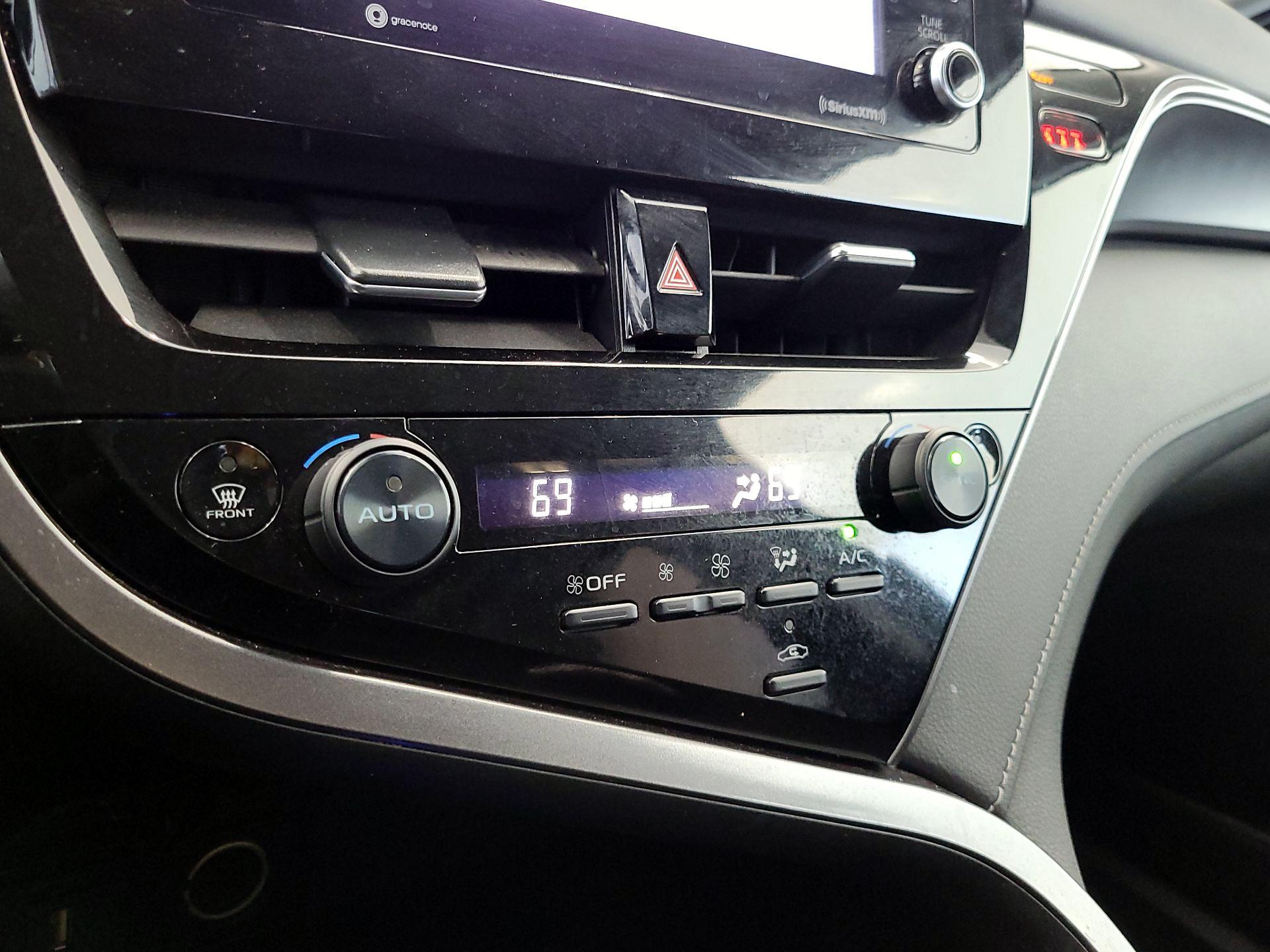 Thumbnail: 2023 Toyota Camry - 16