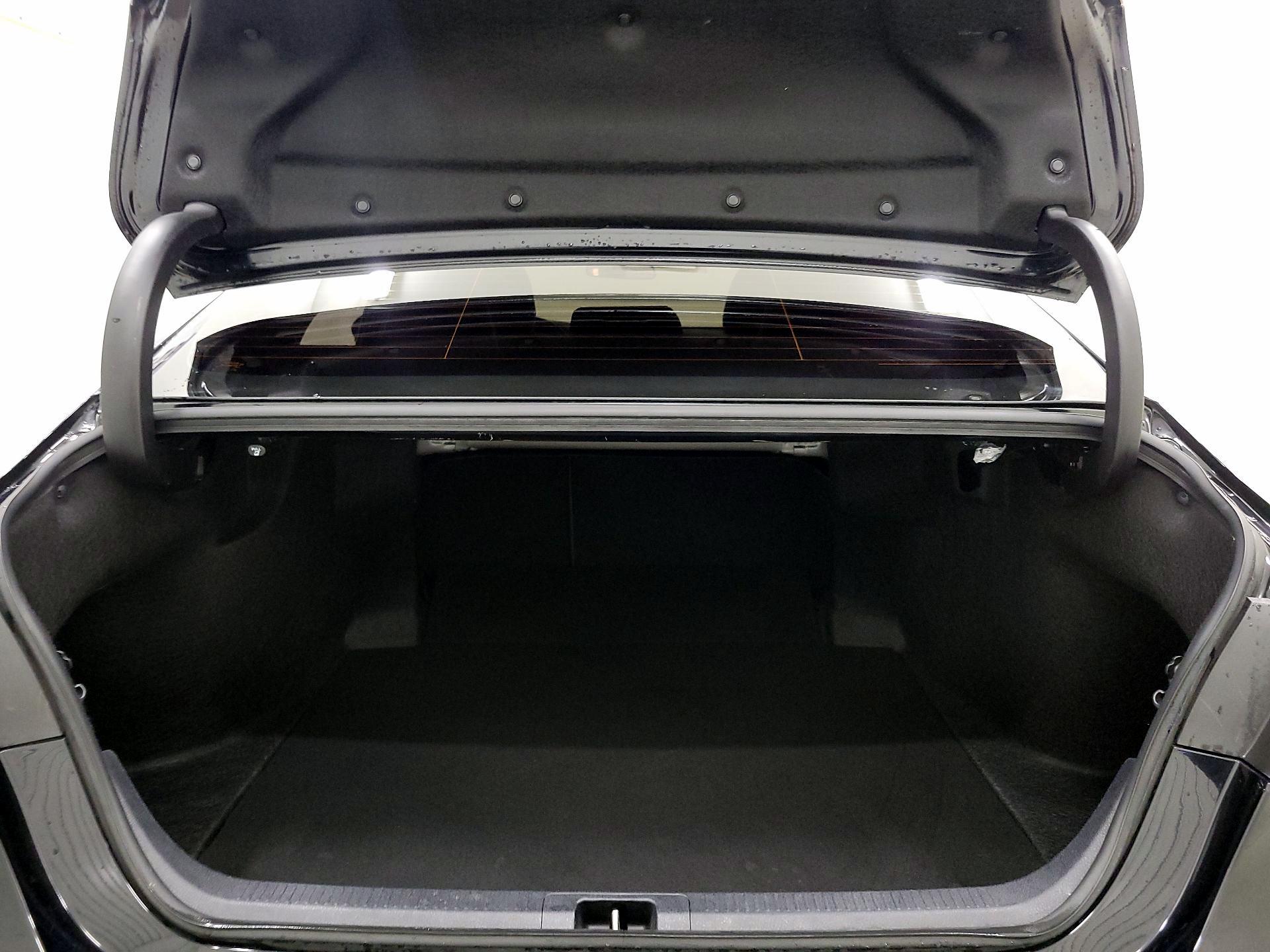 Thumbnail: 2023 Toyota Camry - 20