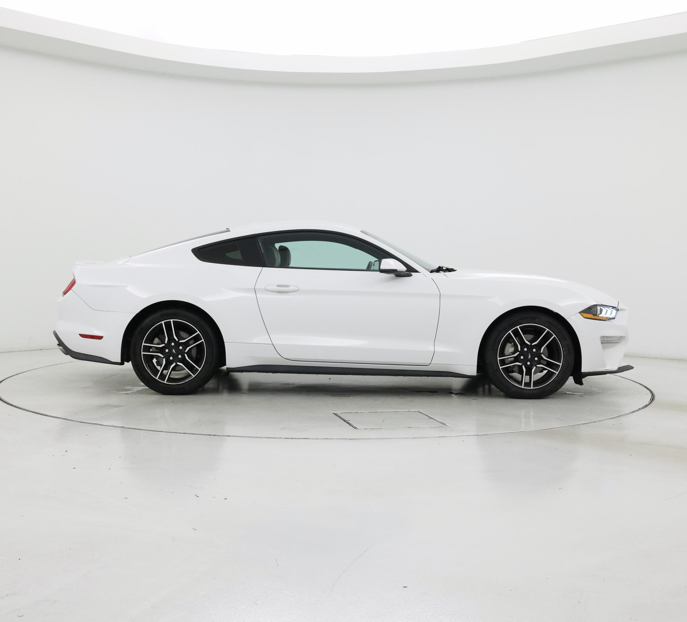 Thumbnail: 2018 Ford Mustang - 7